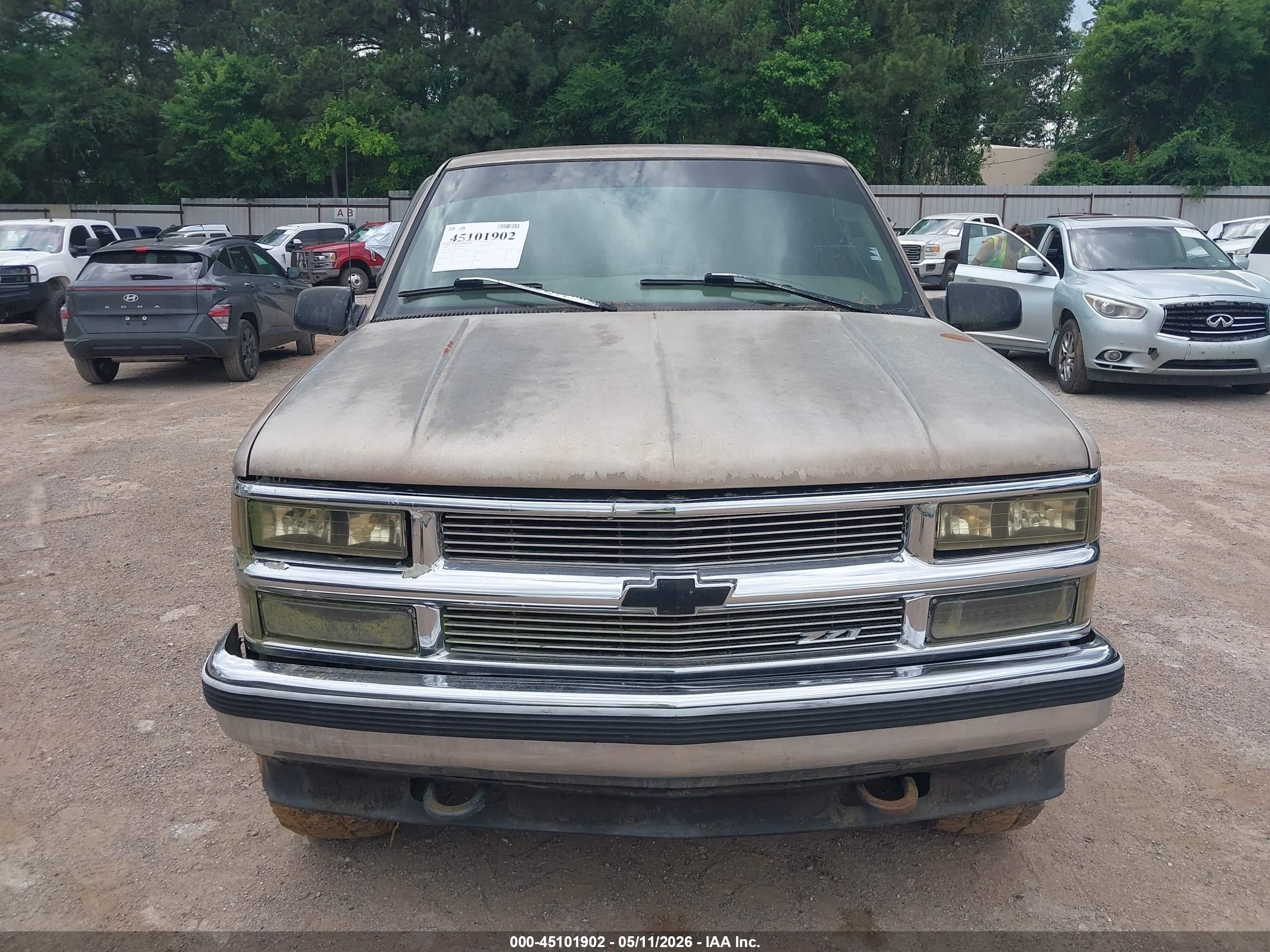 CHEVROLET C/K image 6