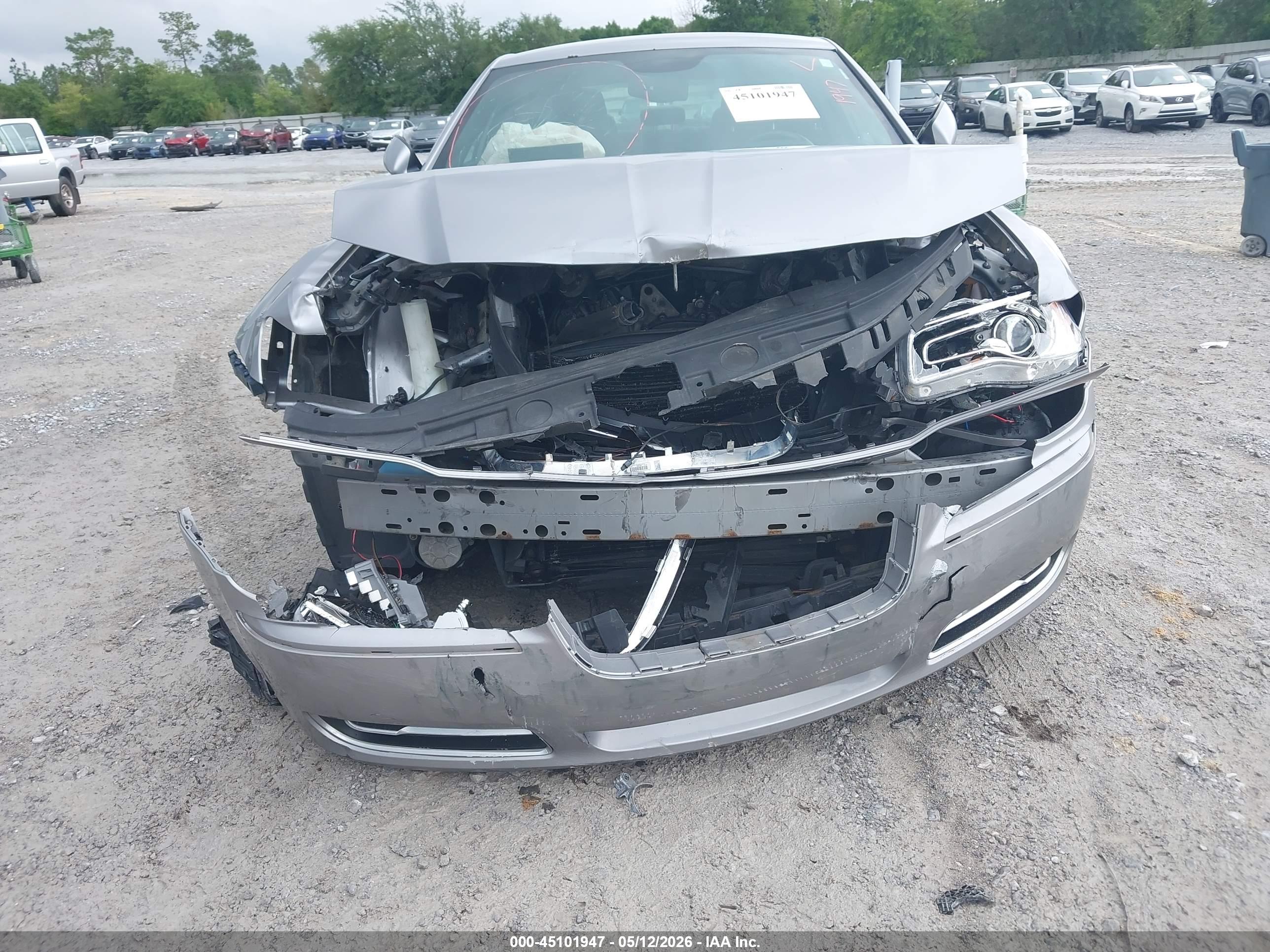 CHRYSLER 300 image 6