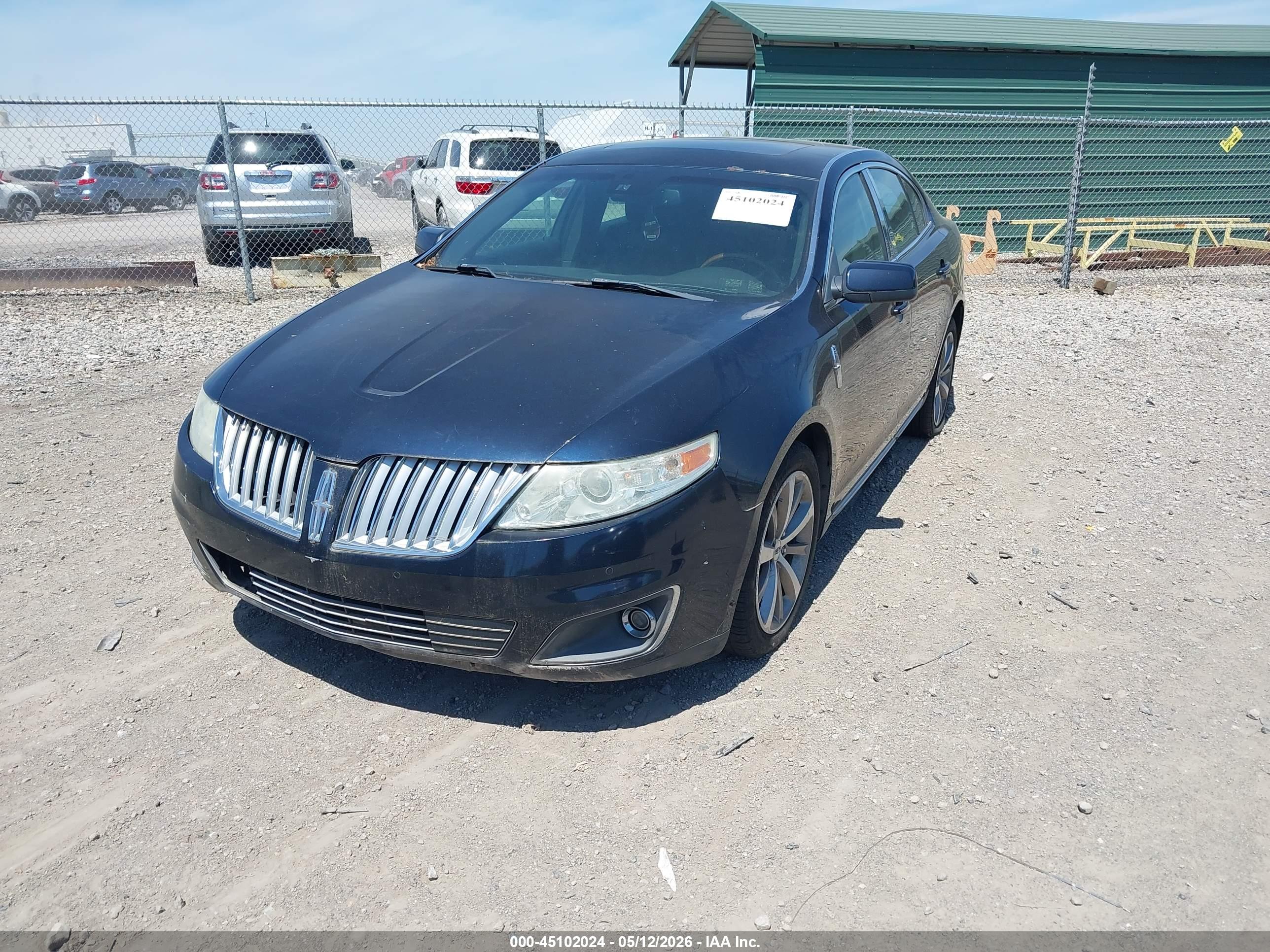 LINCOLN MKS image 2