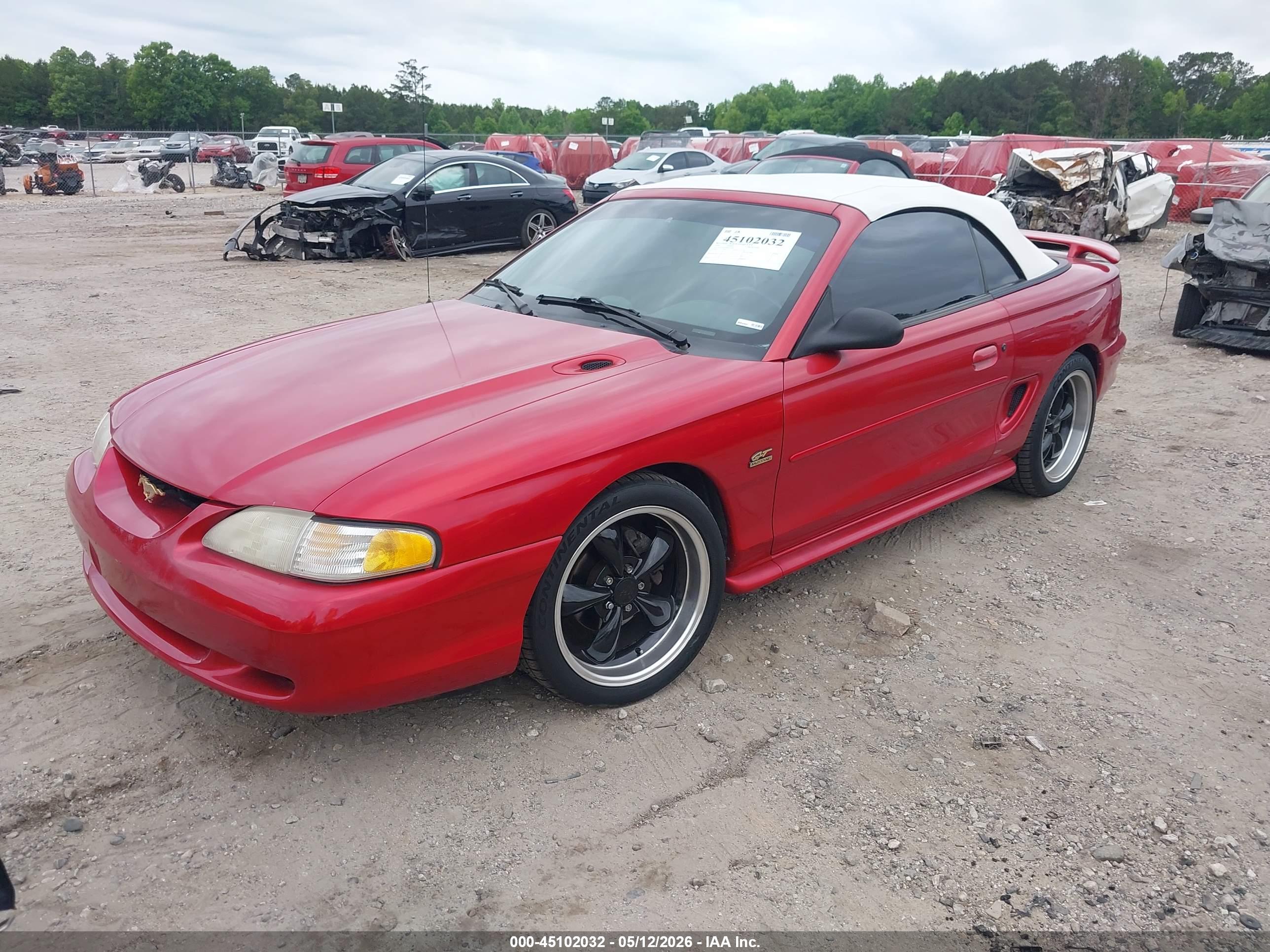 FORD MUSTANG image 2