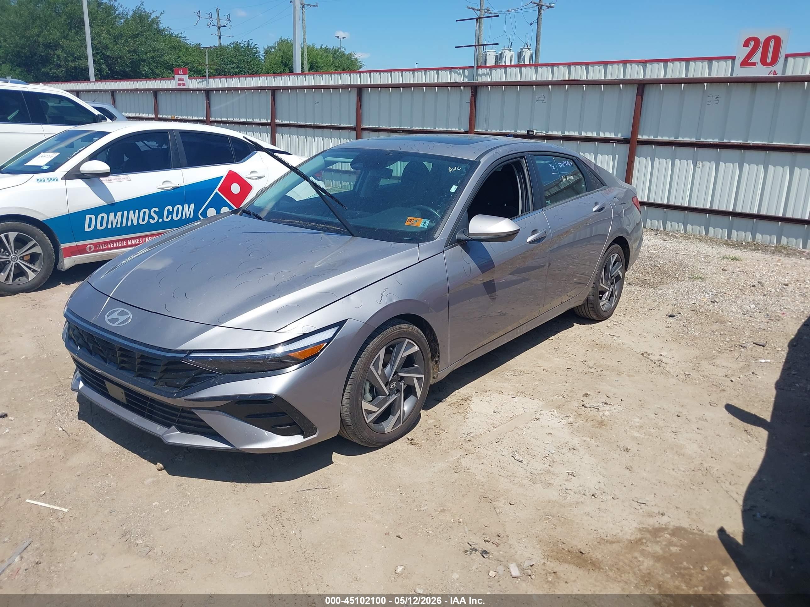 HYUNDAI ELANTRA image 2