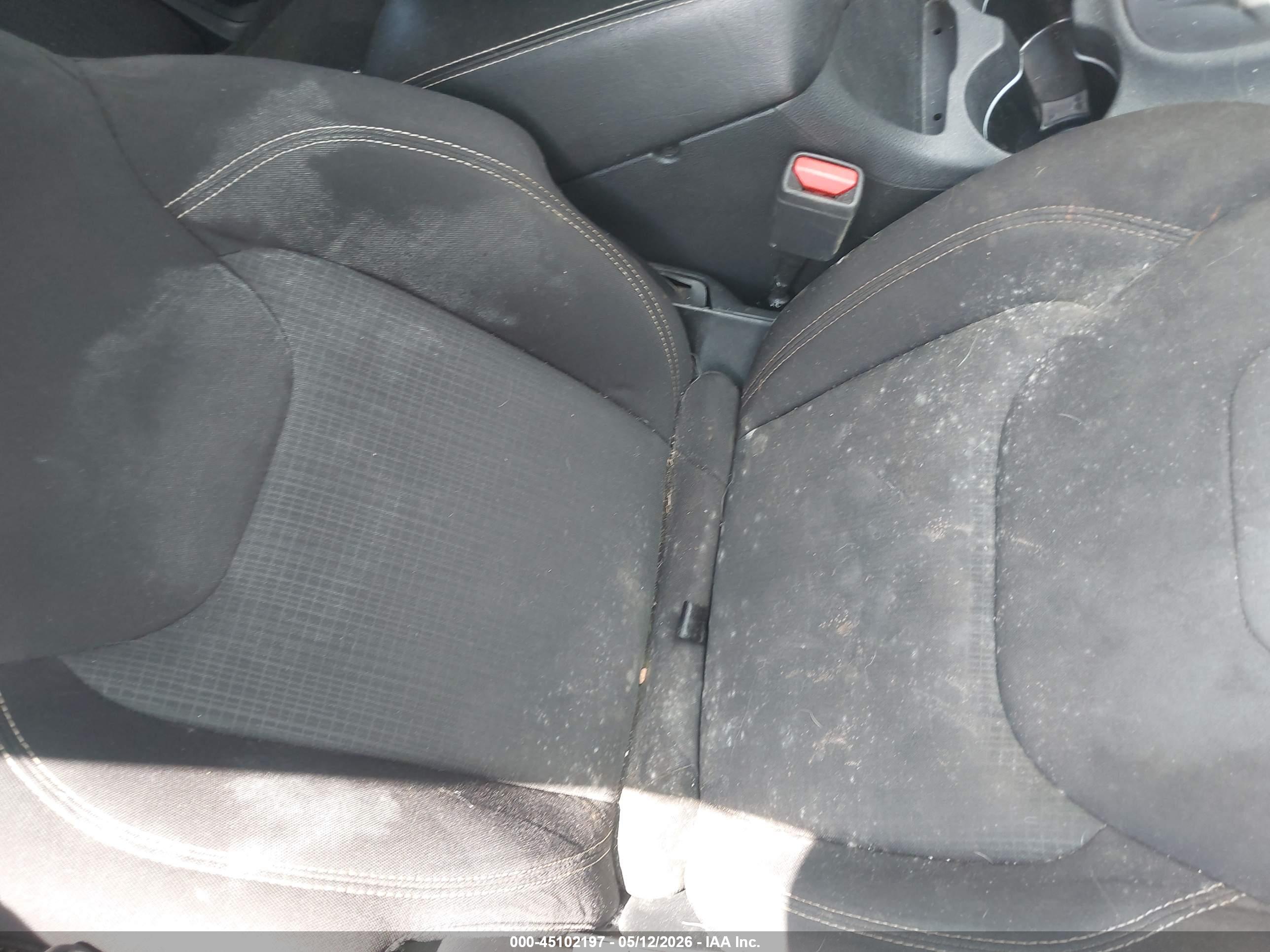 JEEP CHEROKEE image 6
