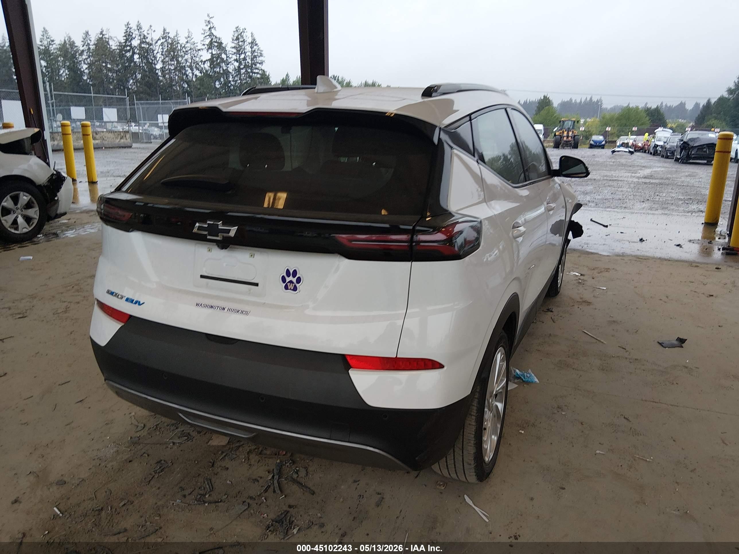 CHEVROLET BOLT image 4