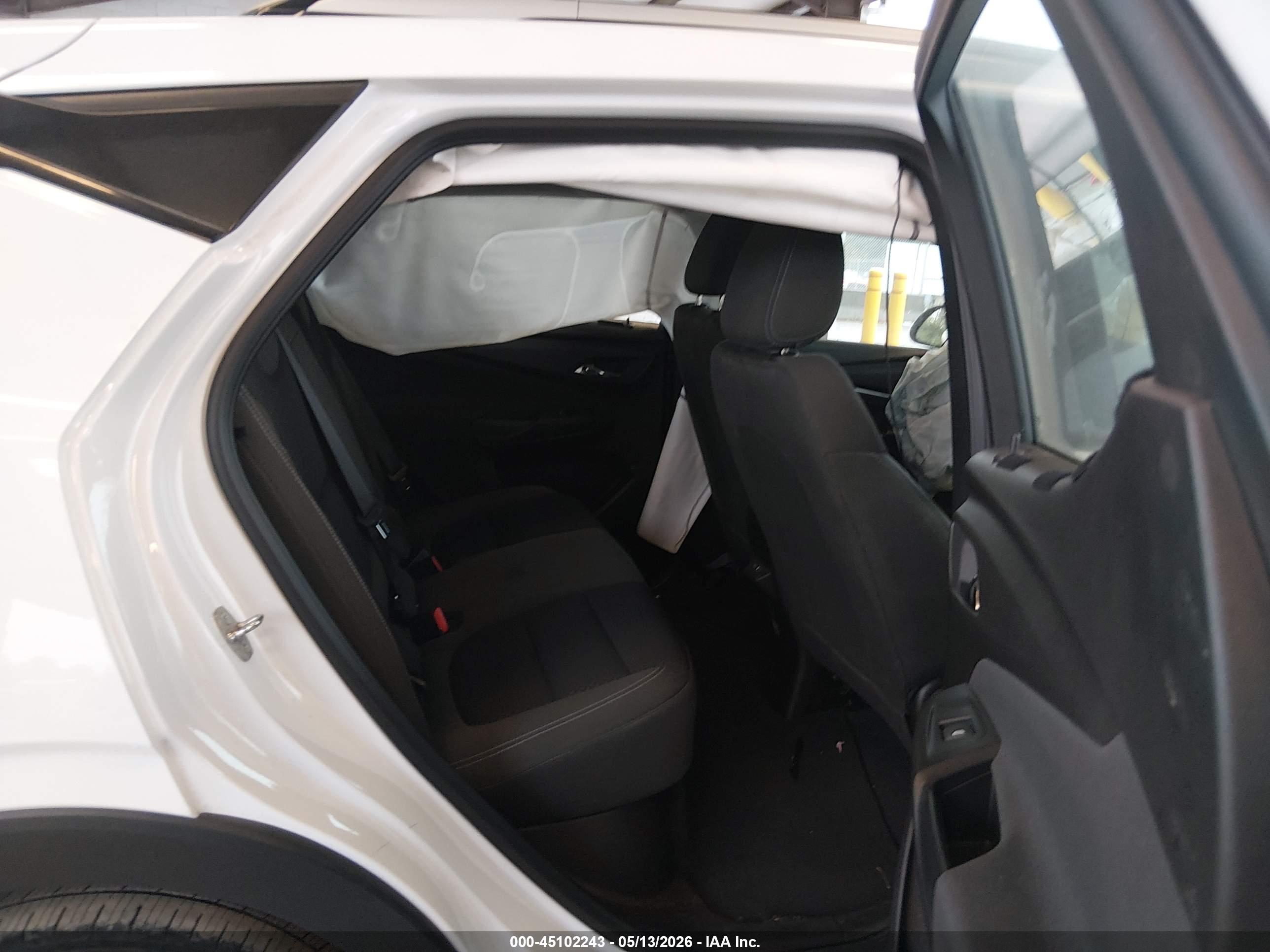 CHEVROLET BOLT image 8