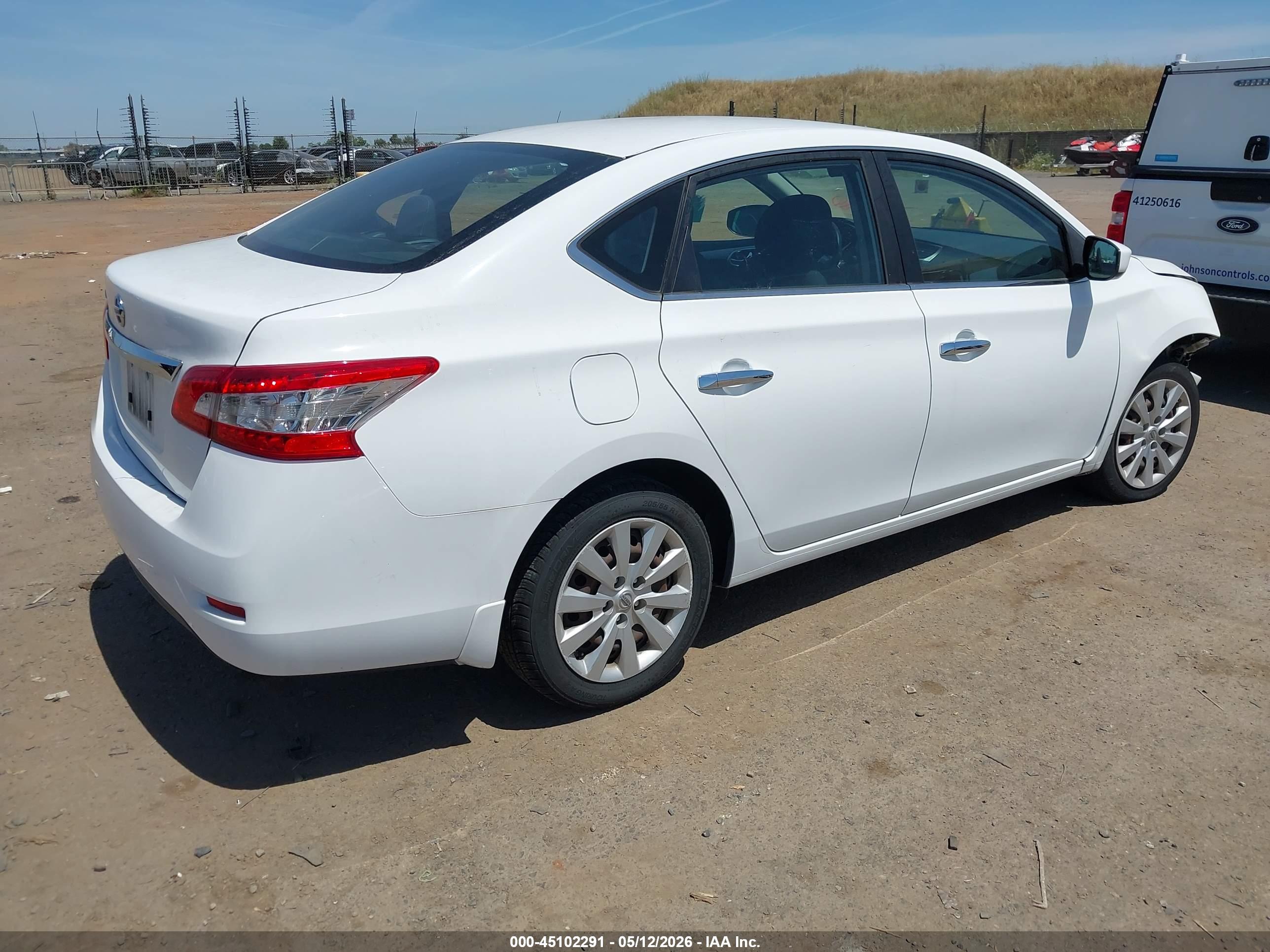 NISSAN SENTRA image 4
