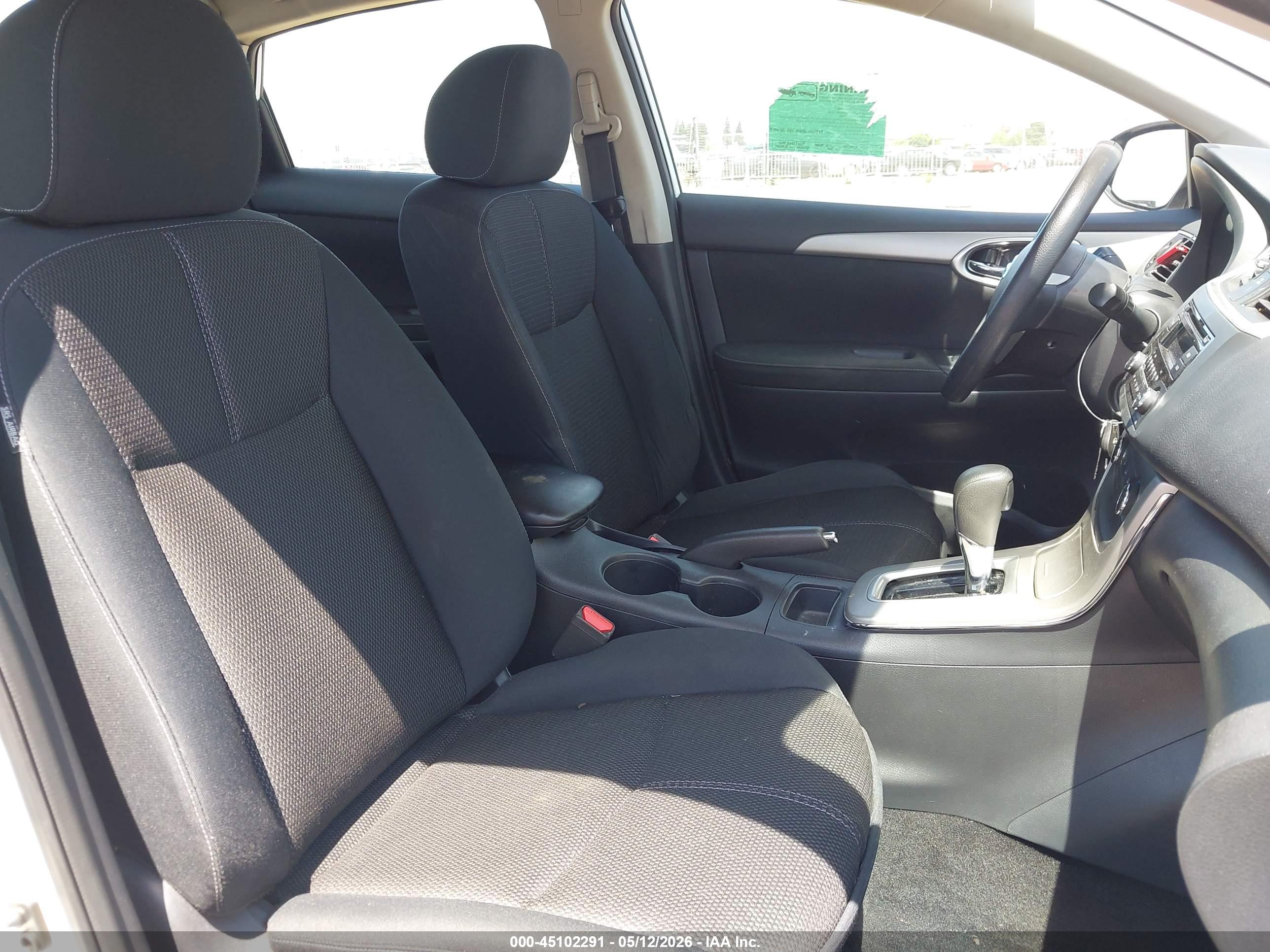 NISSAN SENTRA image 5
