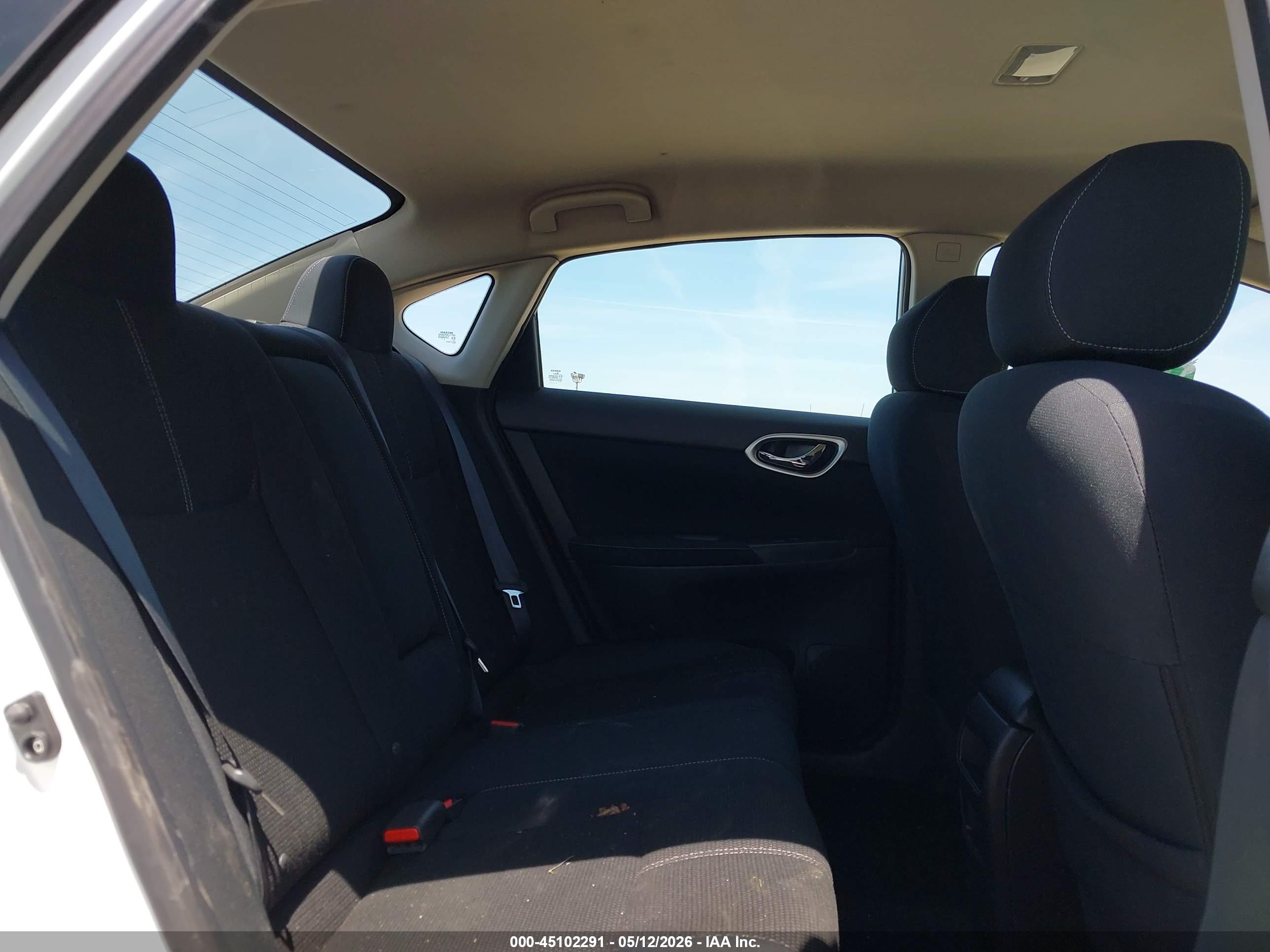 NISSAN SENTRA image 8