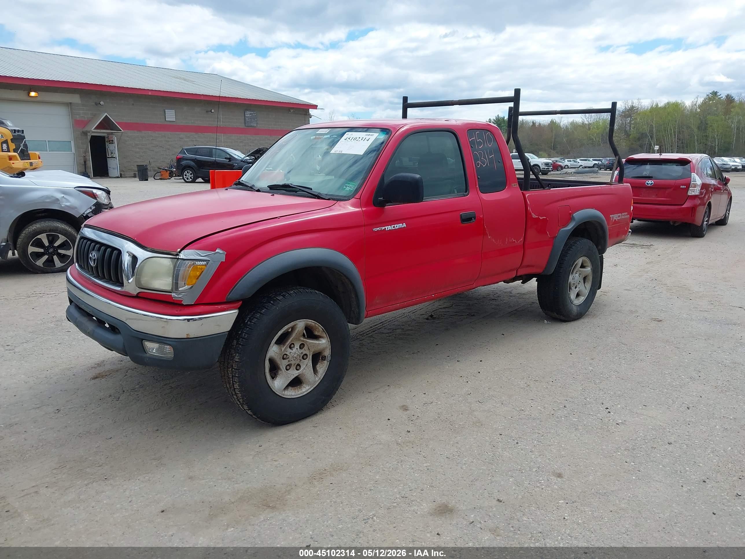 TOYOTA TACOMA image 2