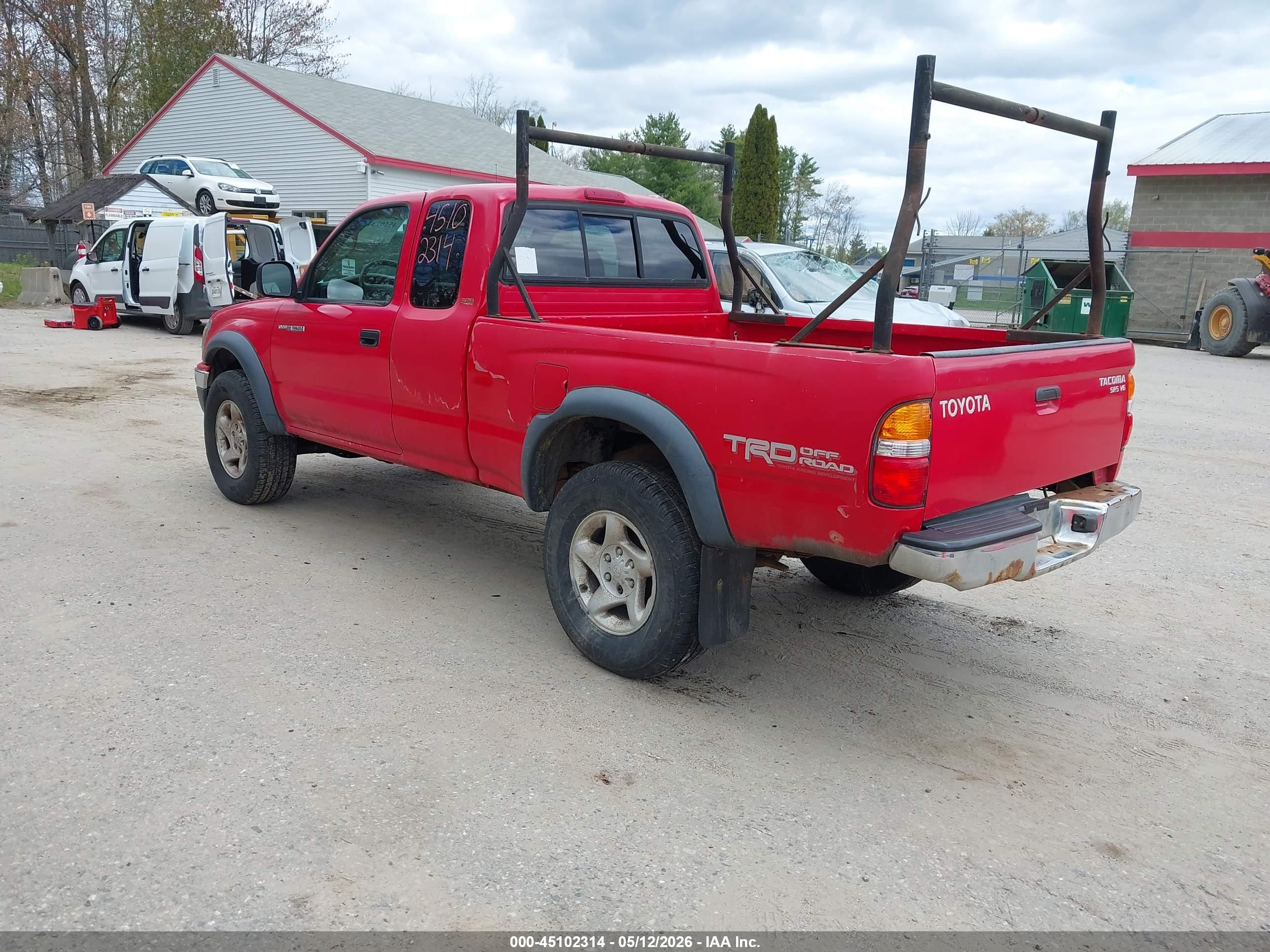 TOYOTA TACOMA image 3