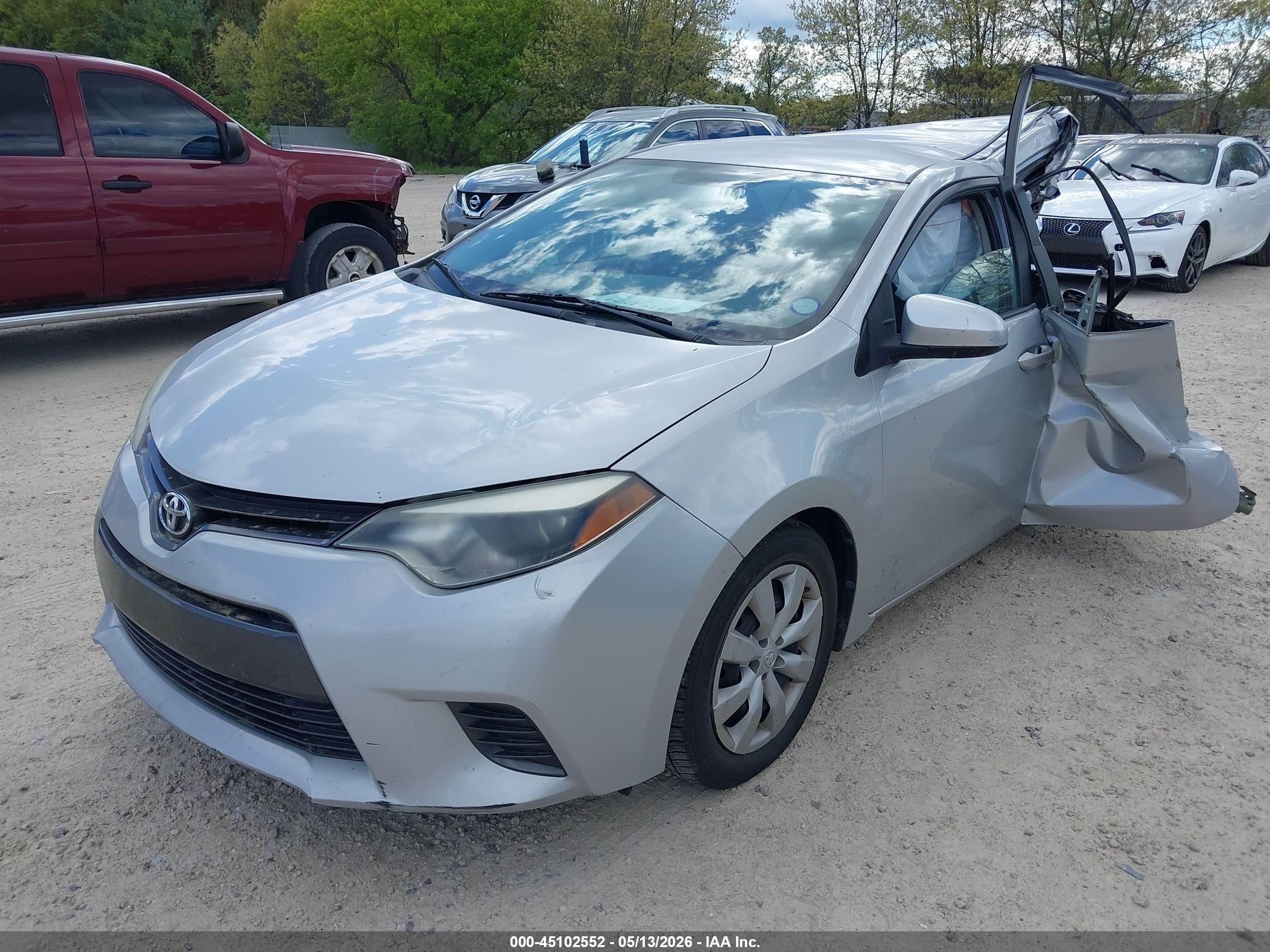 TOYOTA COROLLA image 2