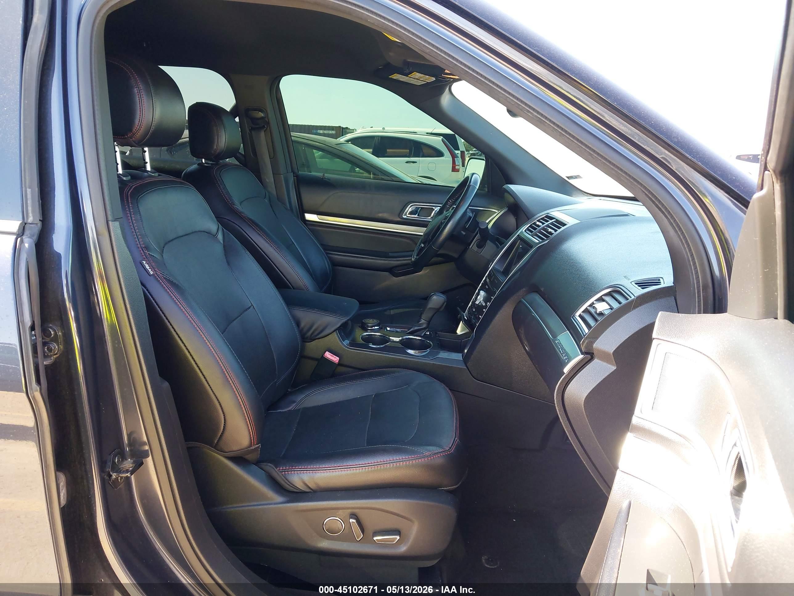 FORD EXPLORER image 5