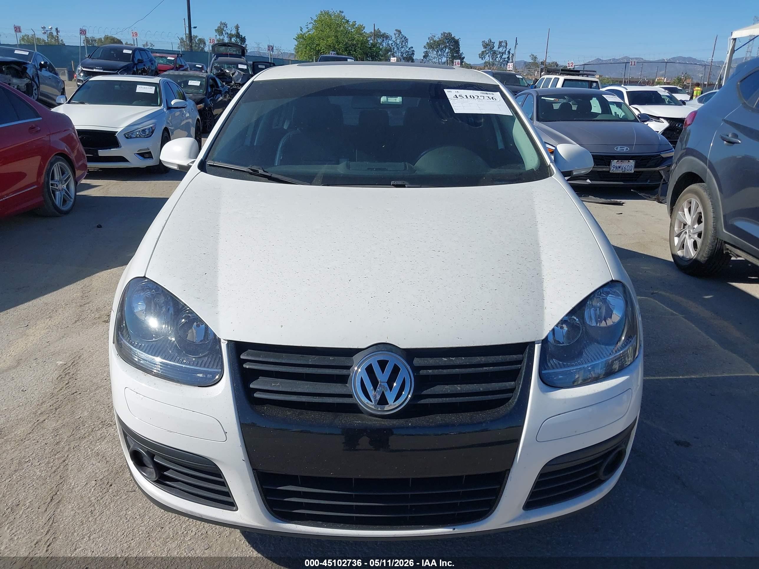 VOLKSWAGEN JETTA image 6