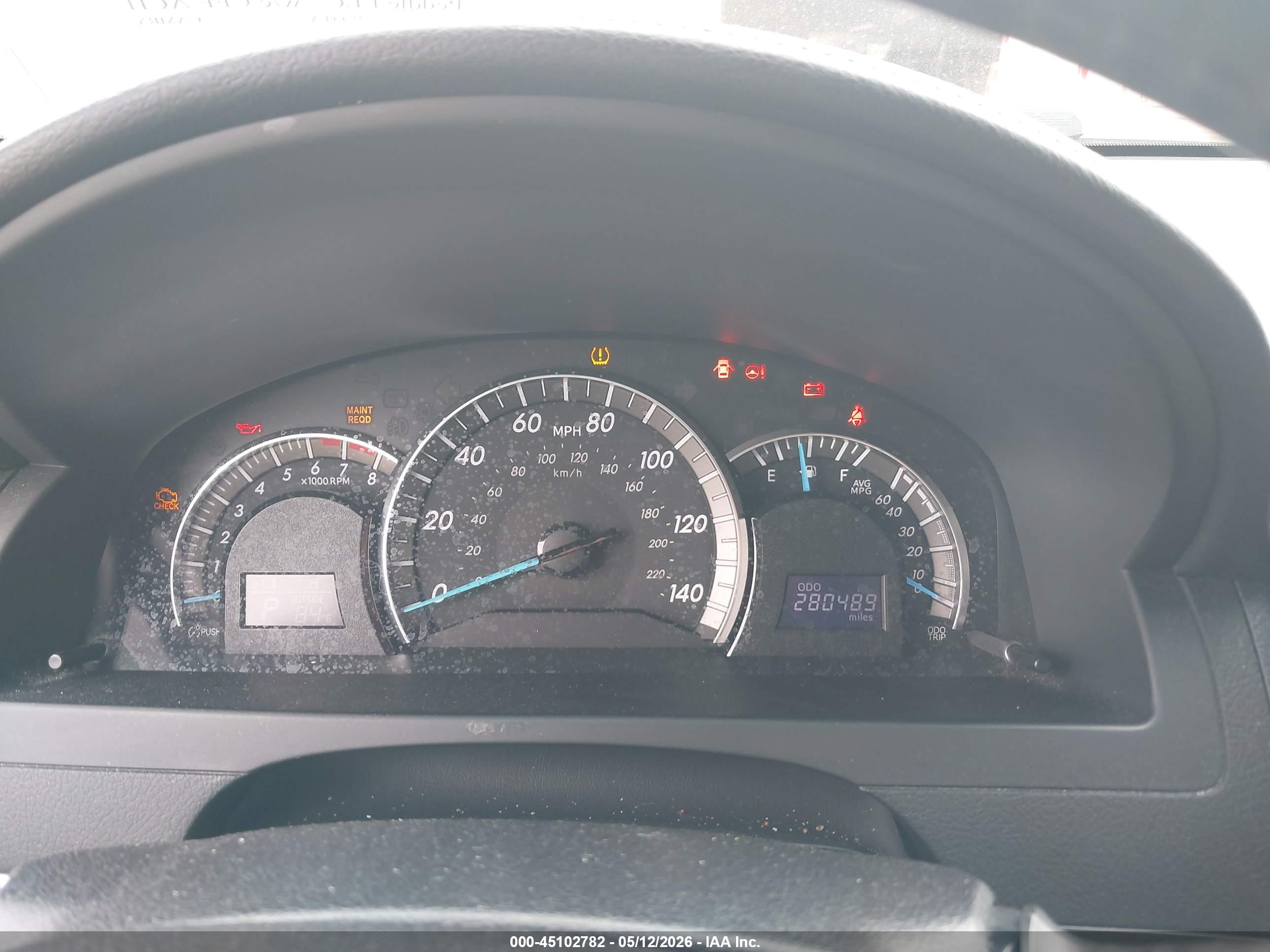 TOYOTA CAMRY image 7