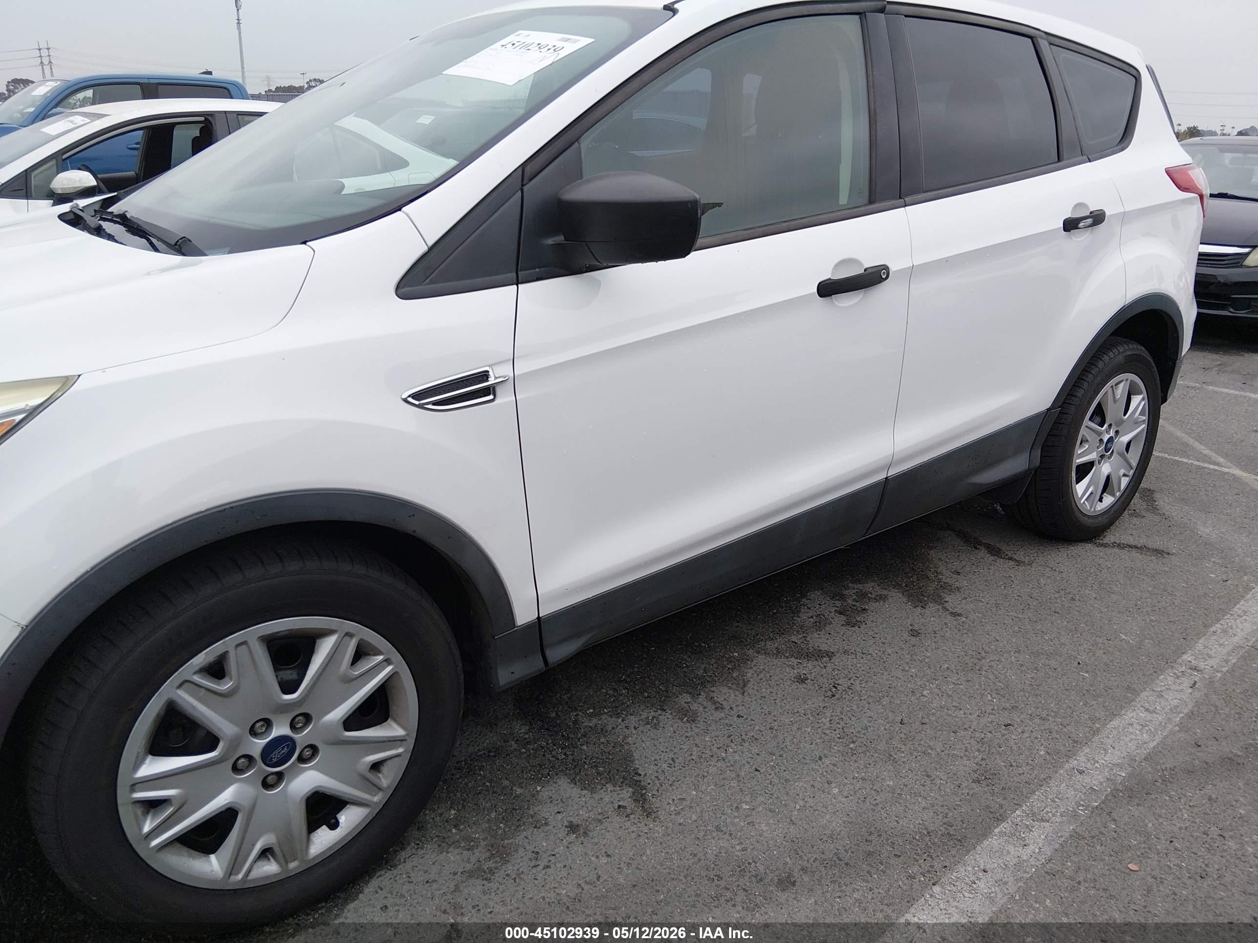 FORD ESCAPE image 6
