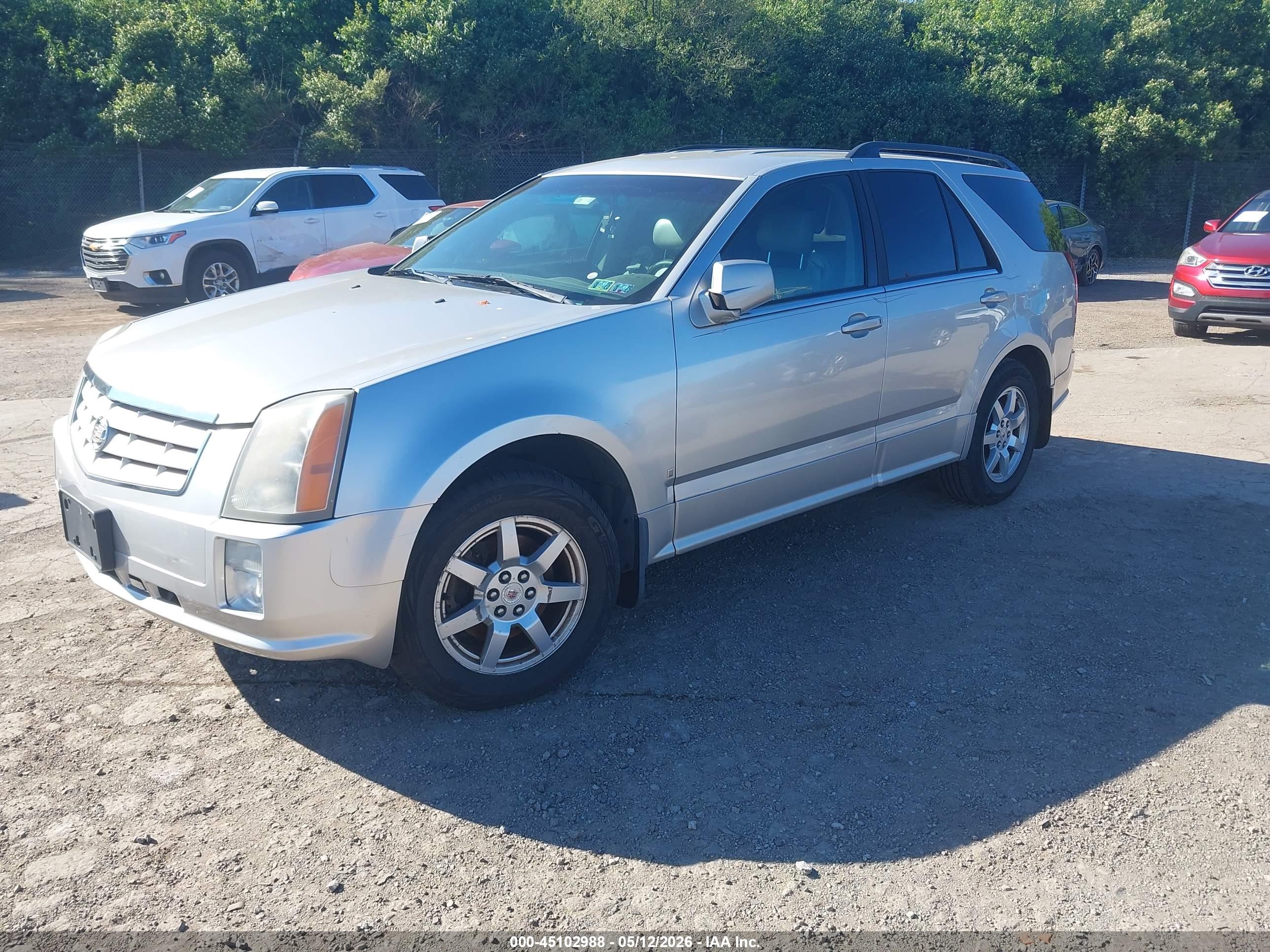 CADILLAC SRX image 2
