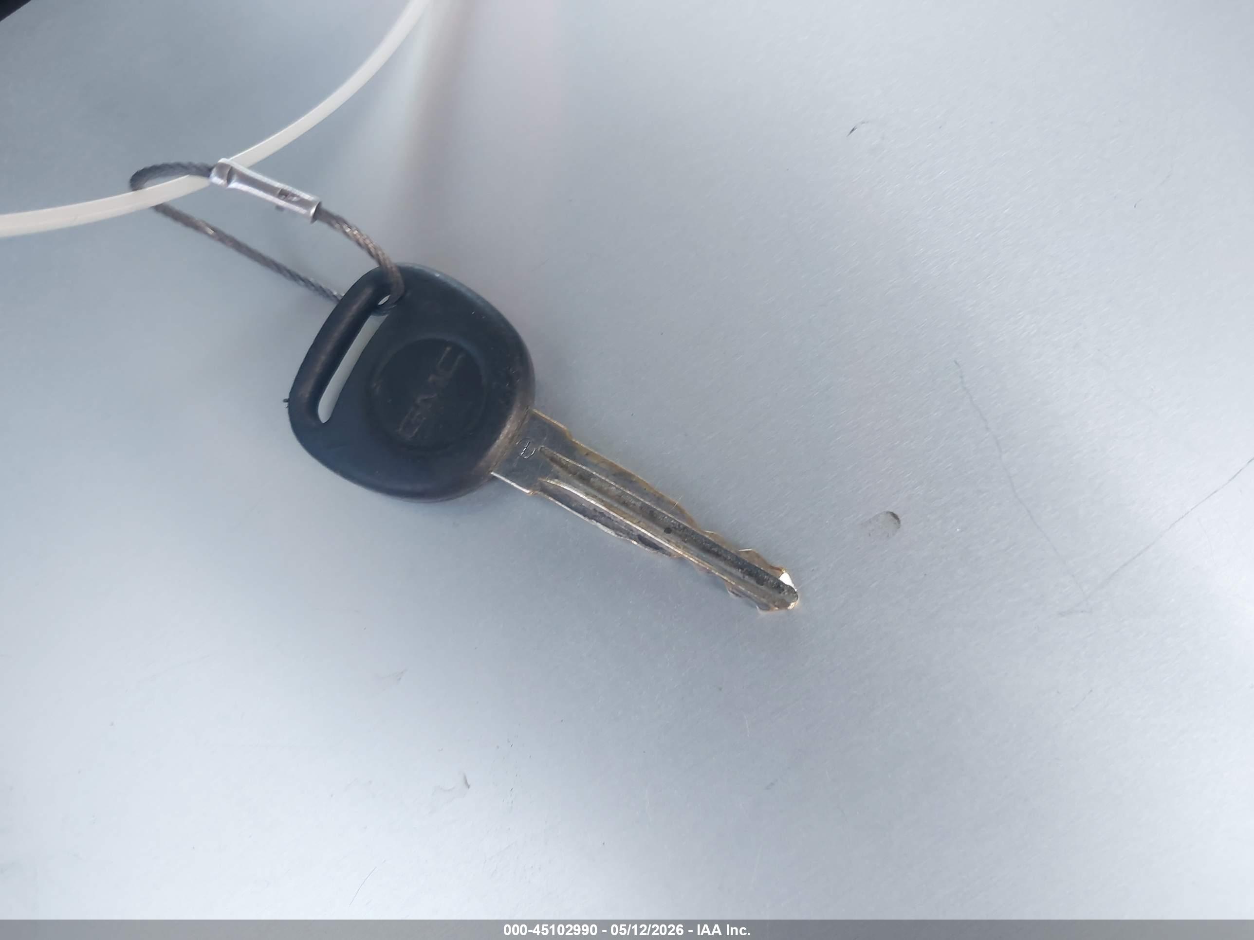 GMC ACADIA image 11