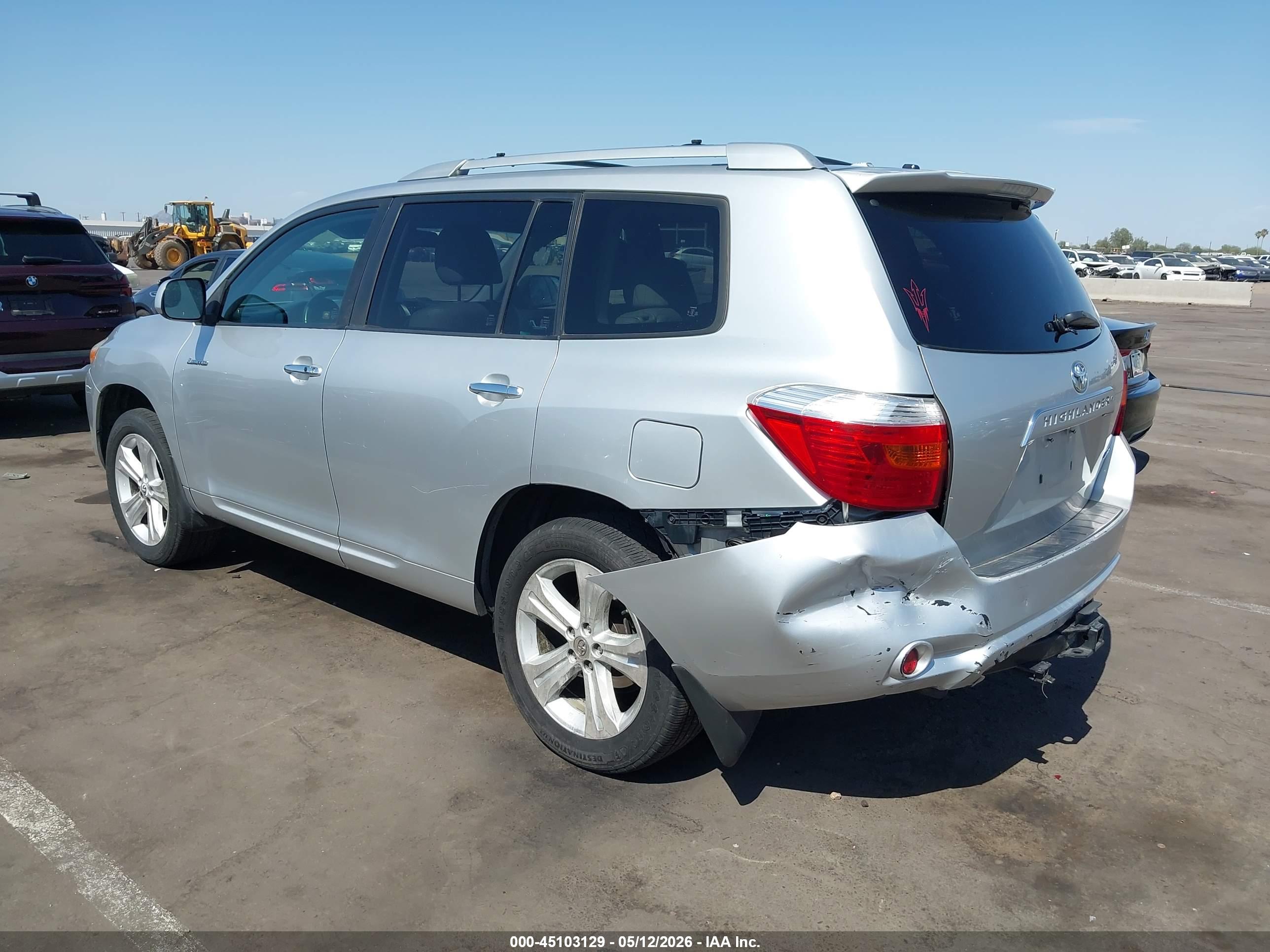 TOYOTA HIGHLANDER image 3