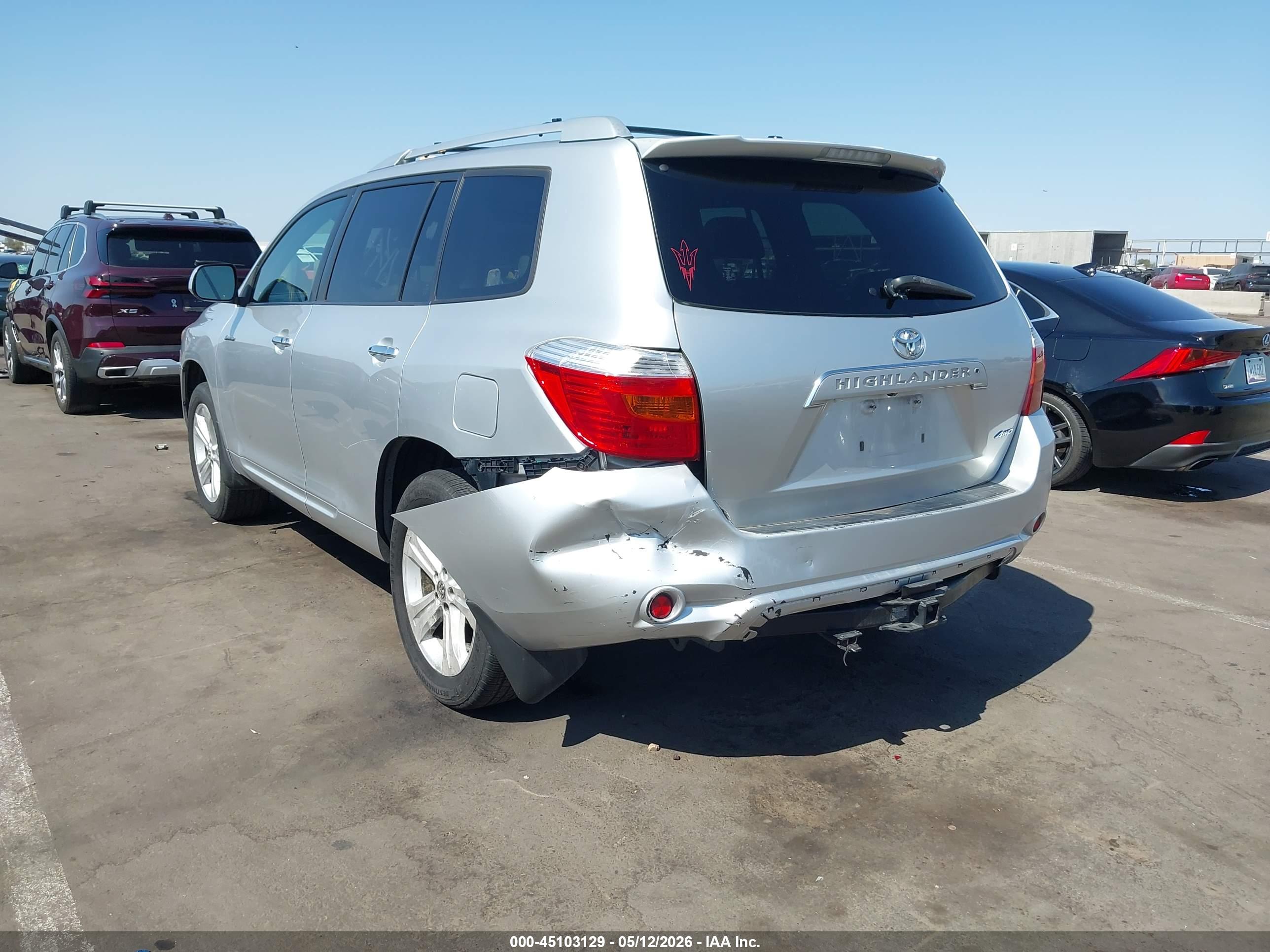 TOYOTA HIGHLANDER image 6