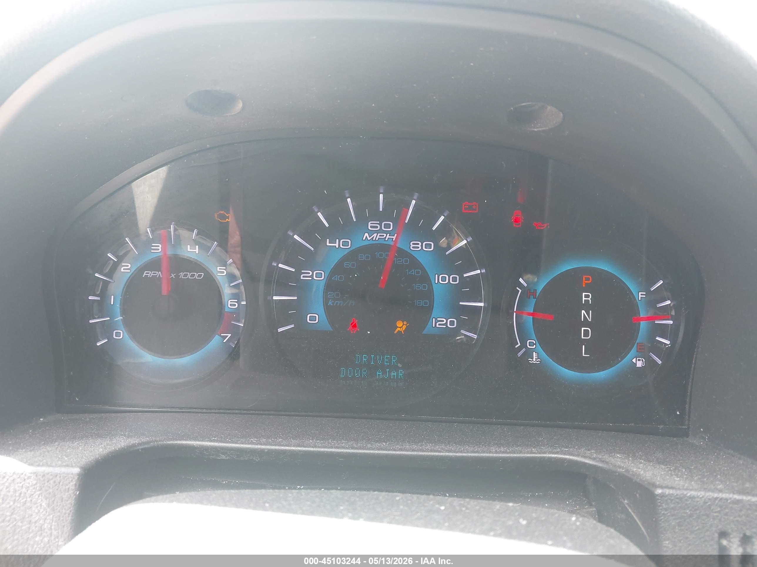 FORD FUSION image 7