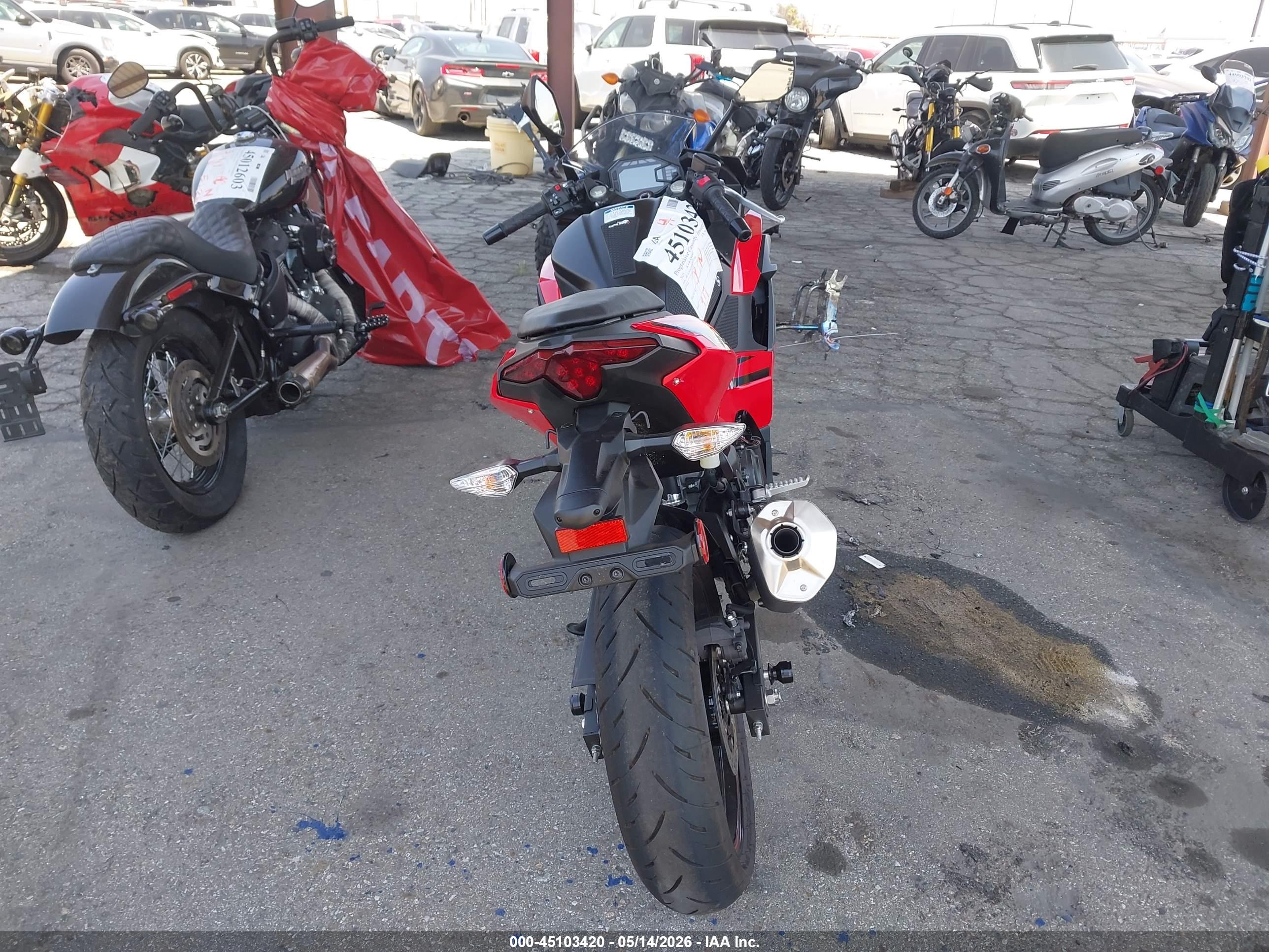KAWASAKI EX500 image 6