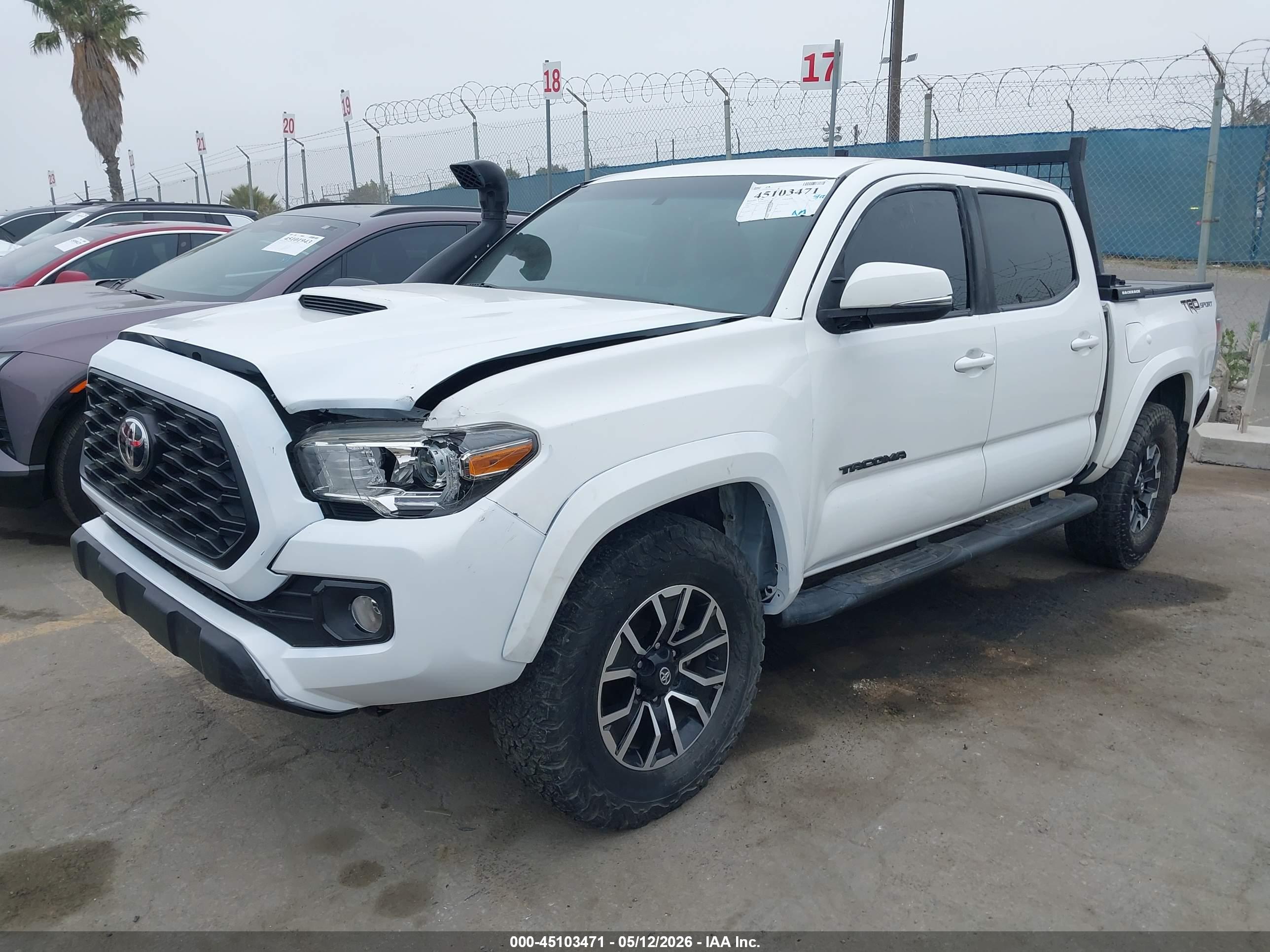 TOYOTA TACOMA image 2