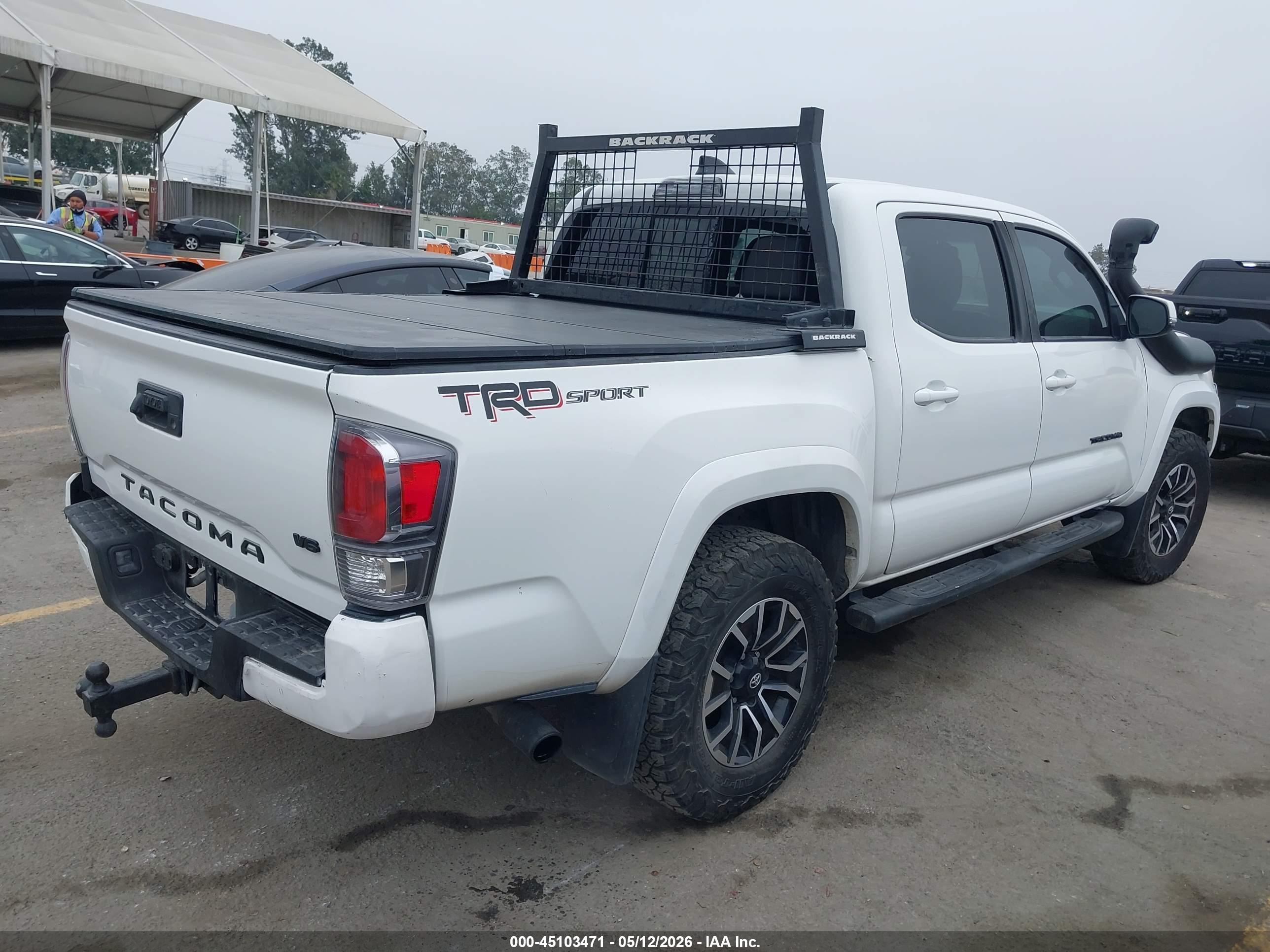TOYOTA TACOMA image 4