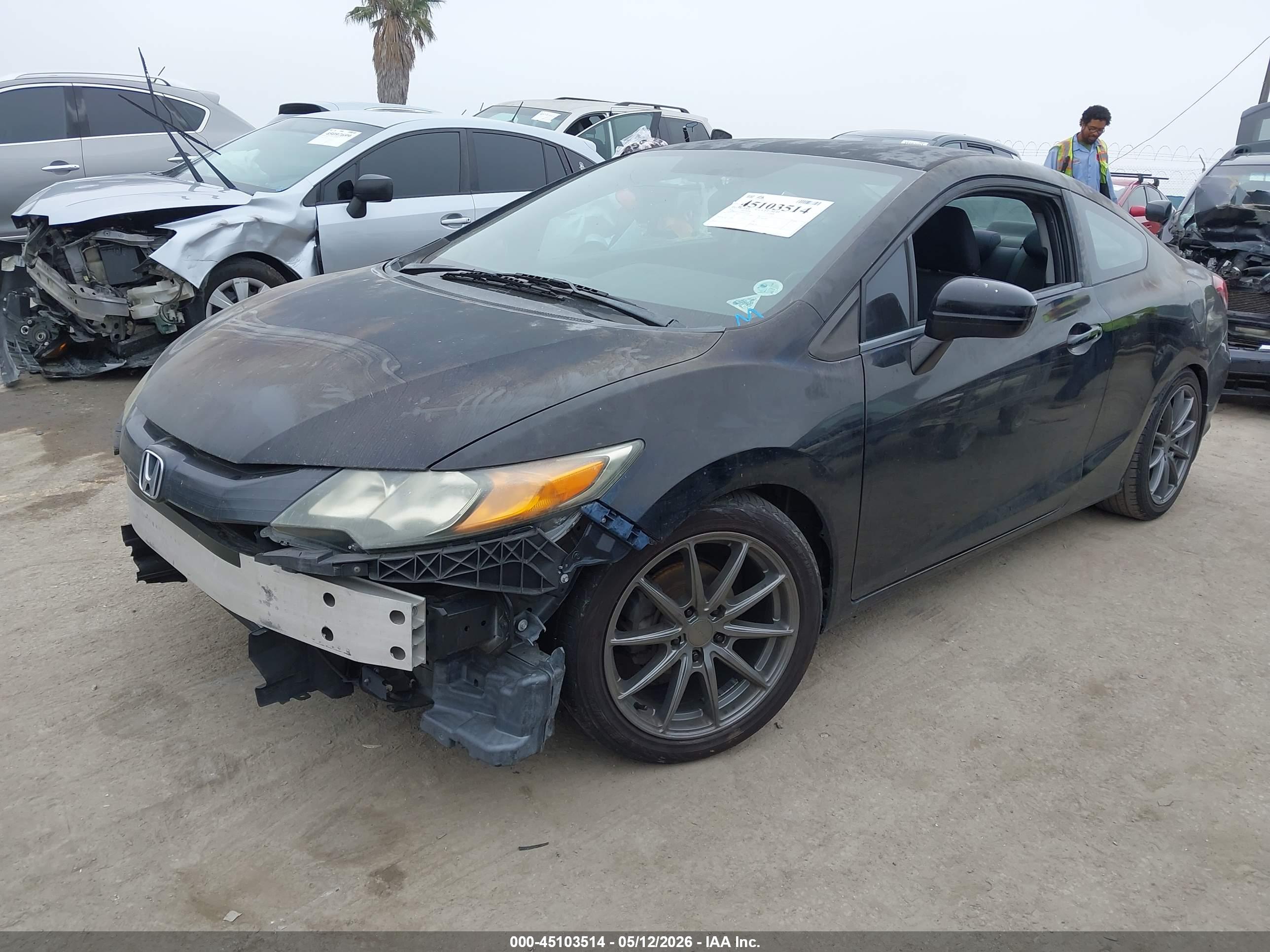HONDA CIVIC image 2