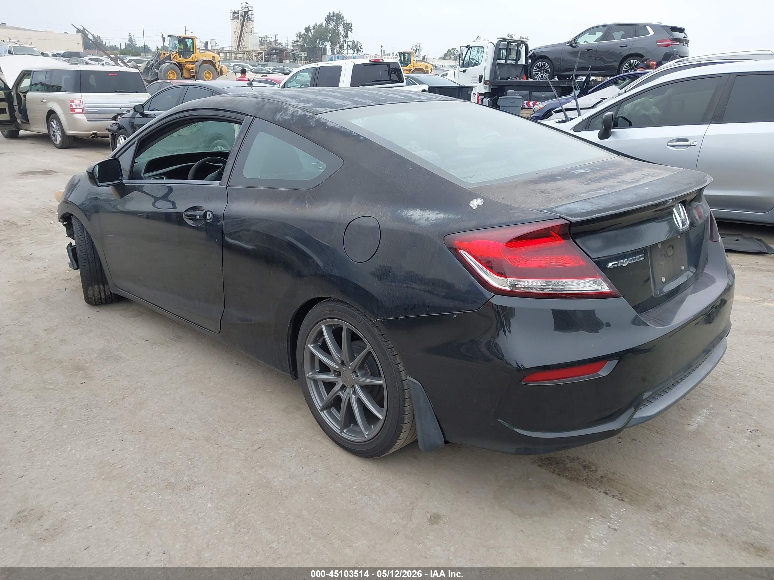 HONDA CIVIC image 3