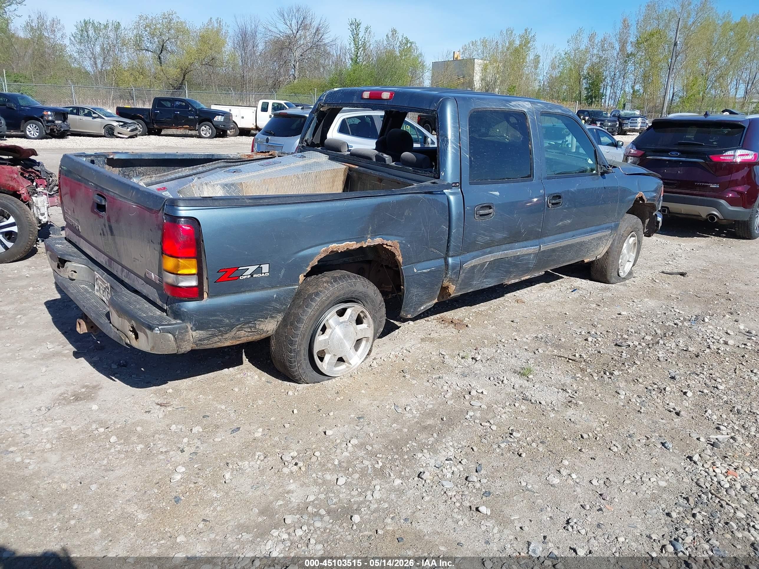 GMC SIERRA image 4