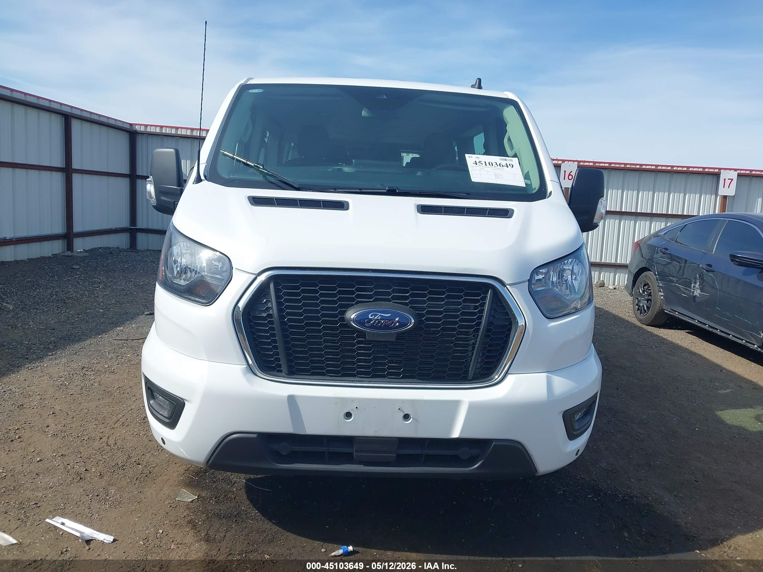 FORD TRANSIT-350 image 6