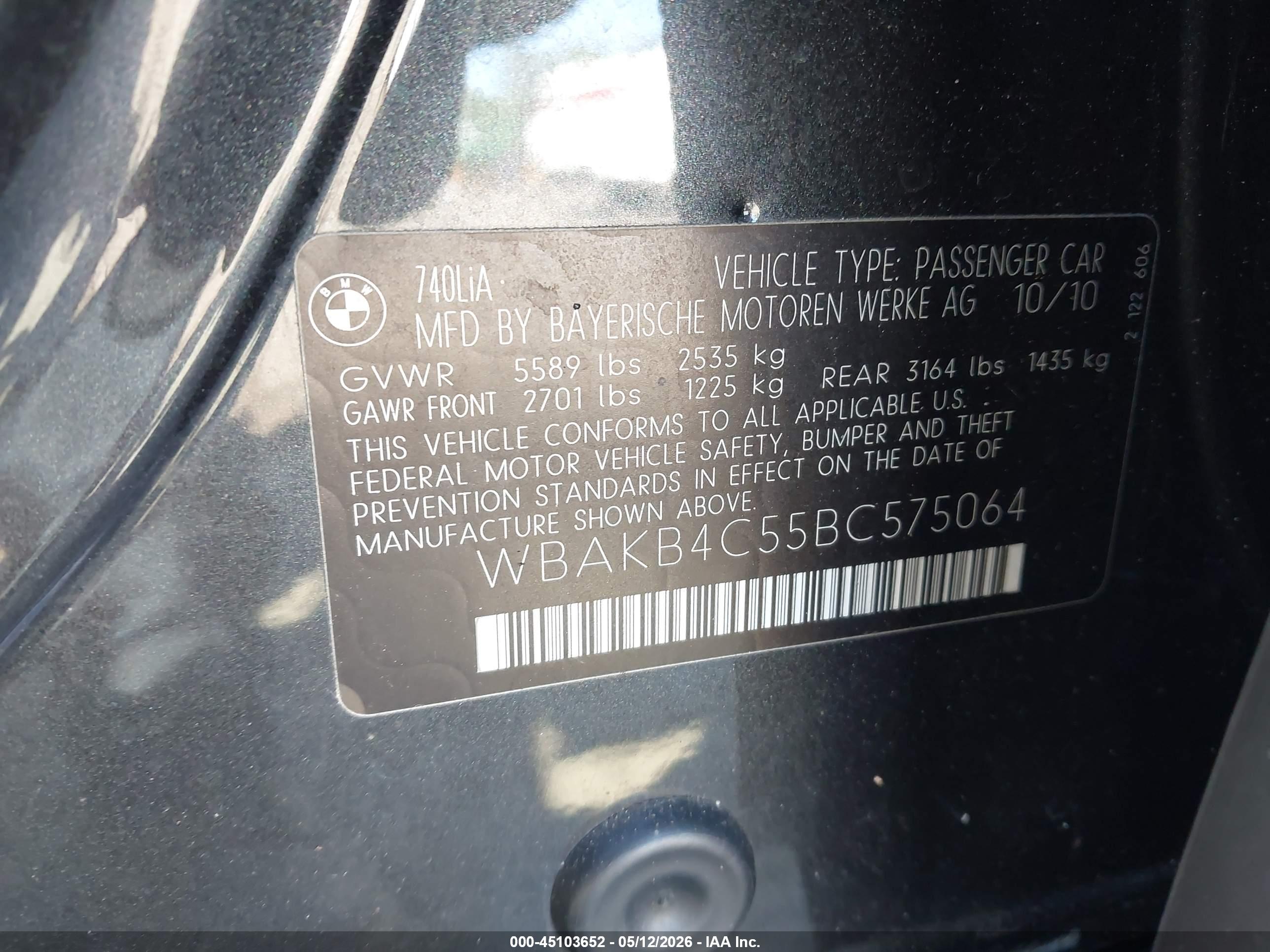 BMW 740LI image 9