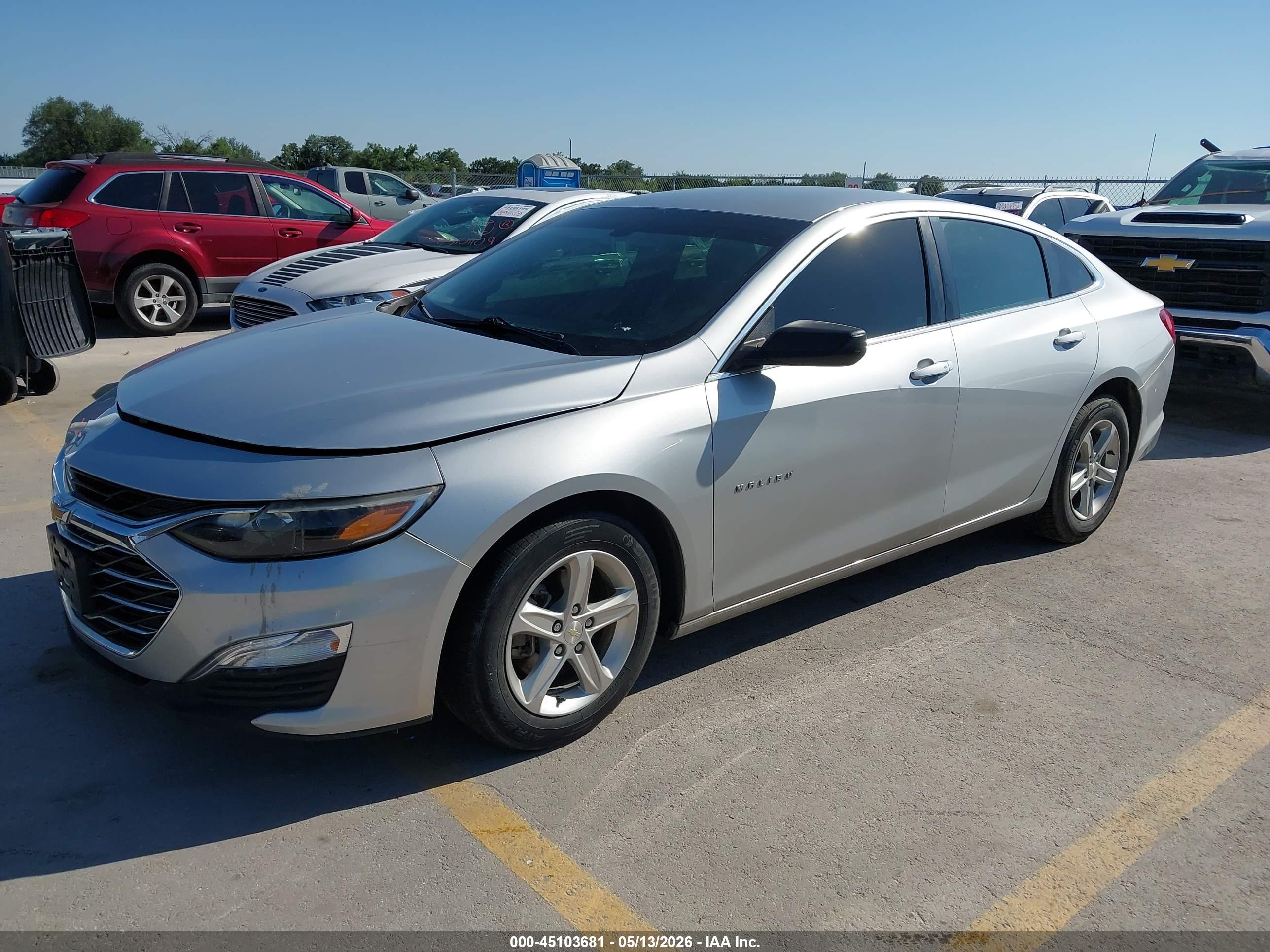 CHEVROLET MALIBU image 2