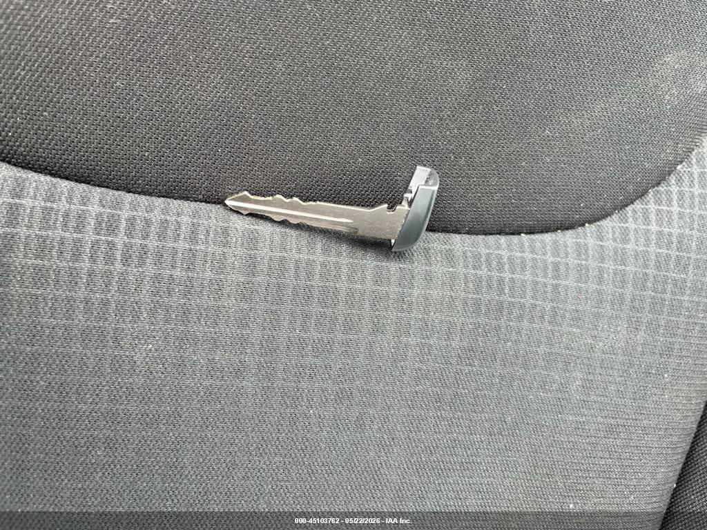 JEEP CHEROKEE image 11