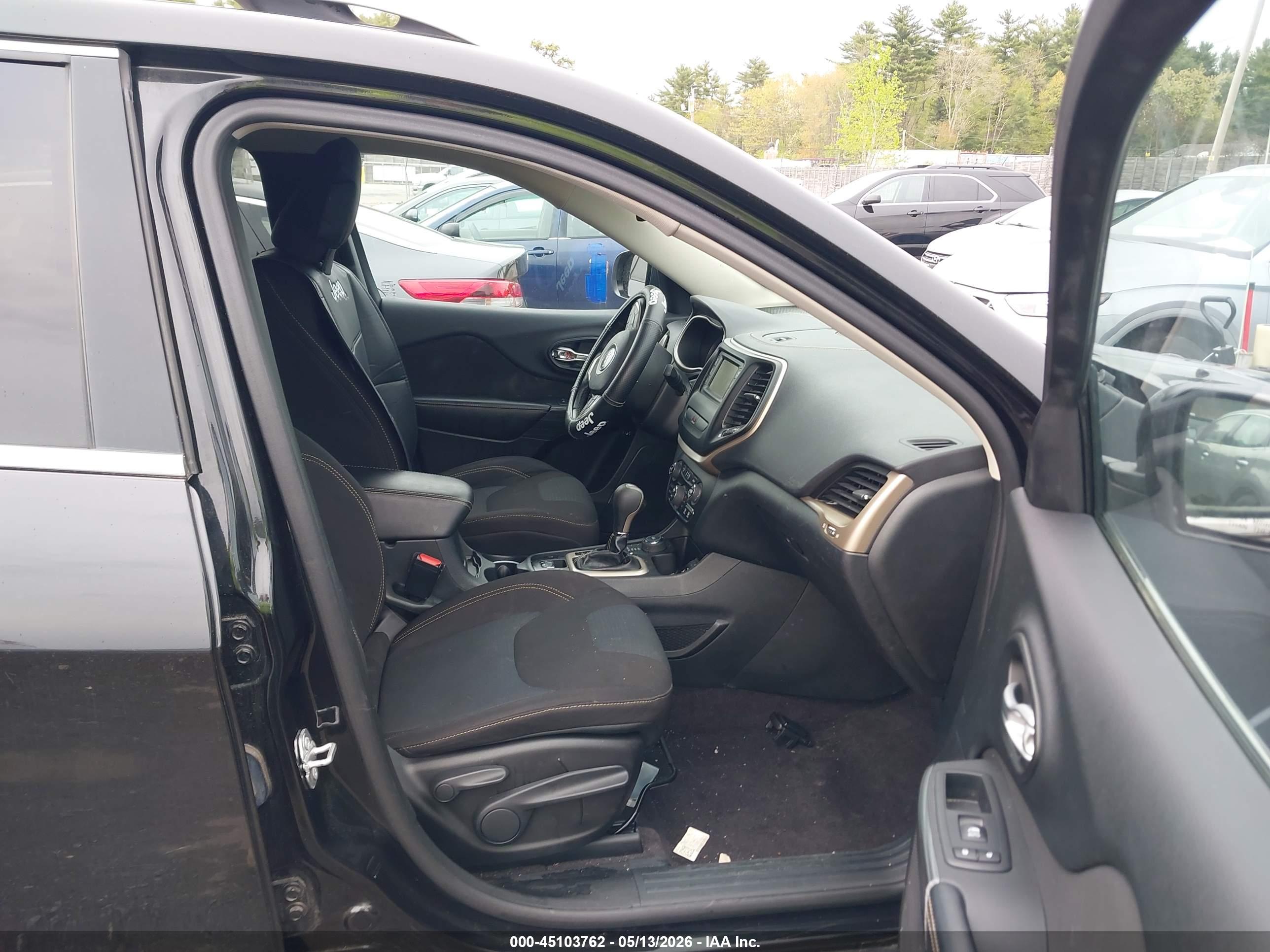JEEP CHEROKEE image 5