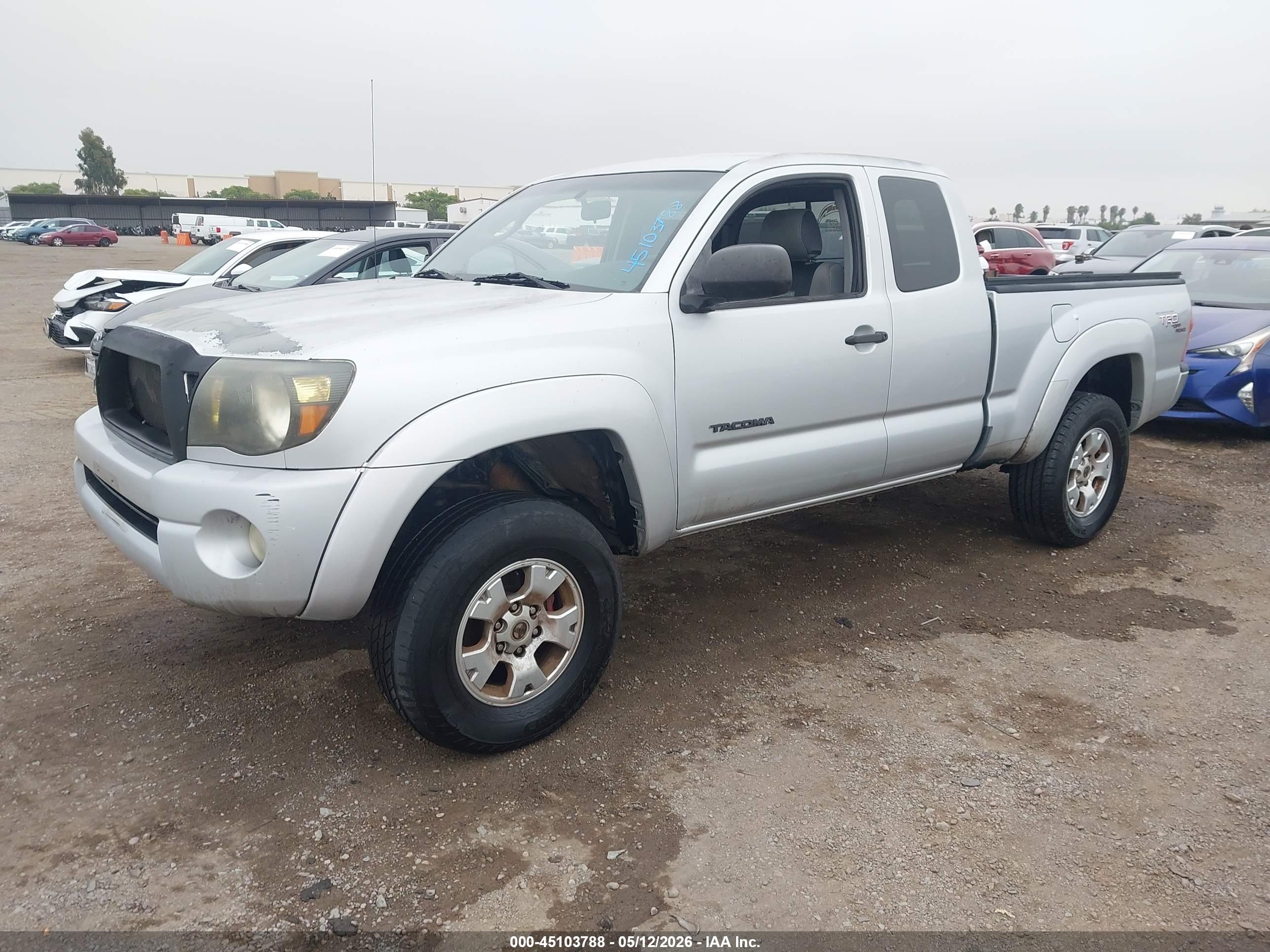 TOYOTA TACOMA image 2