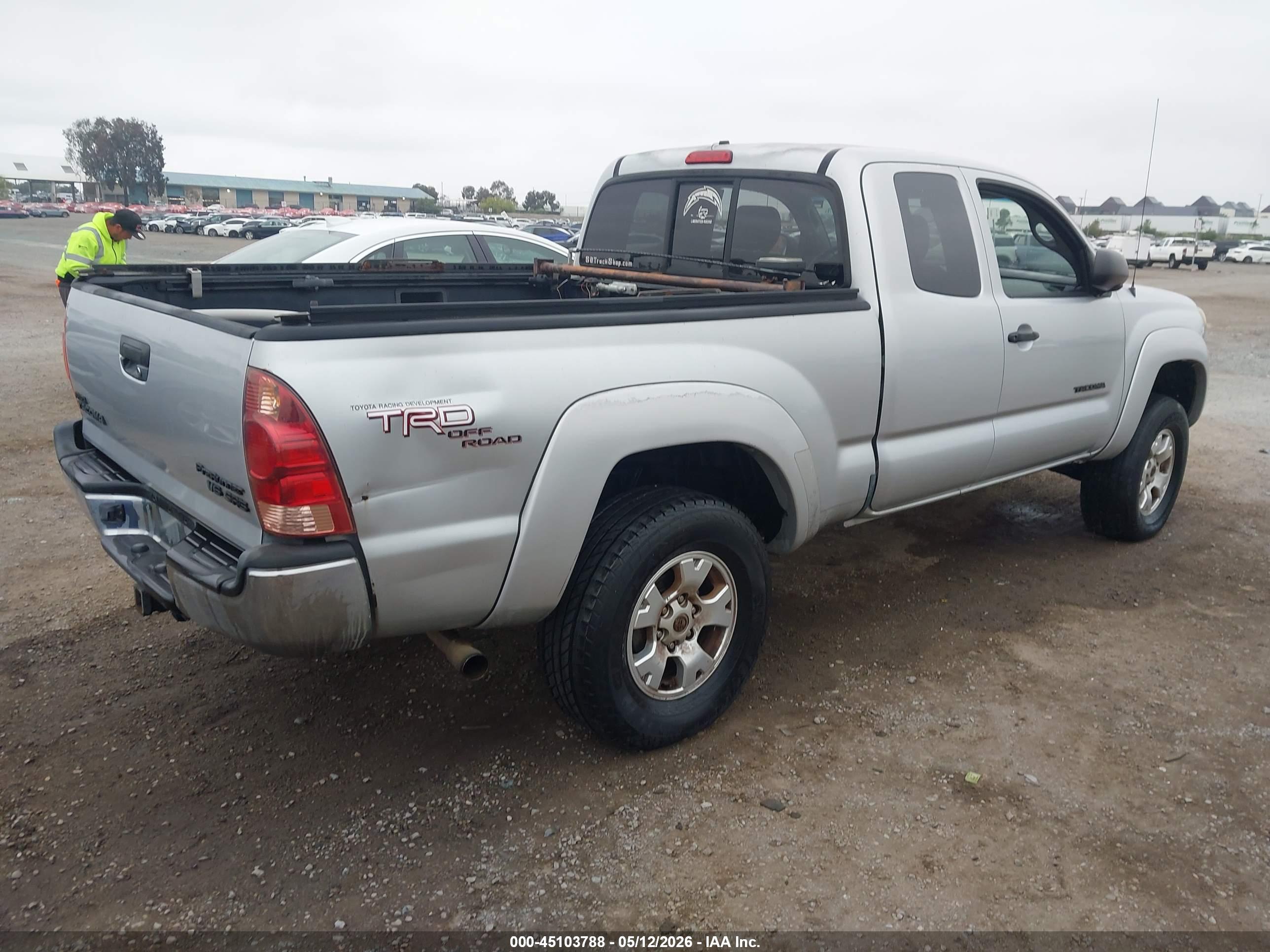 TOYOTA TACOMA image 4