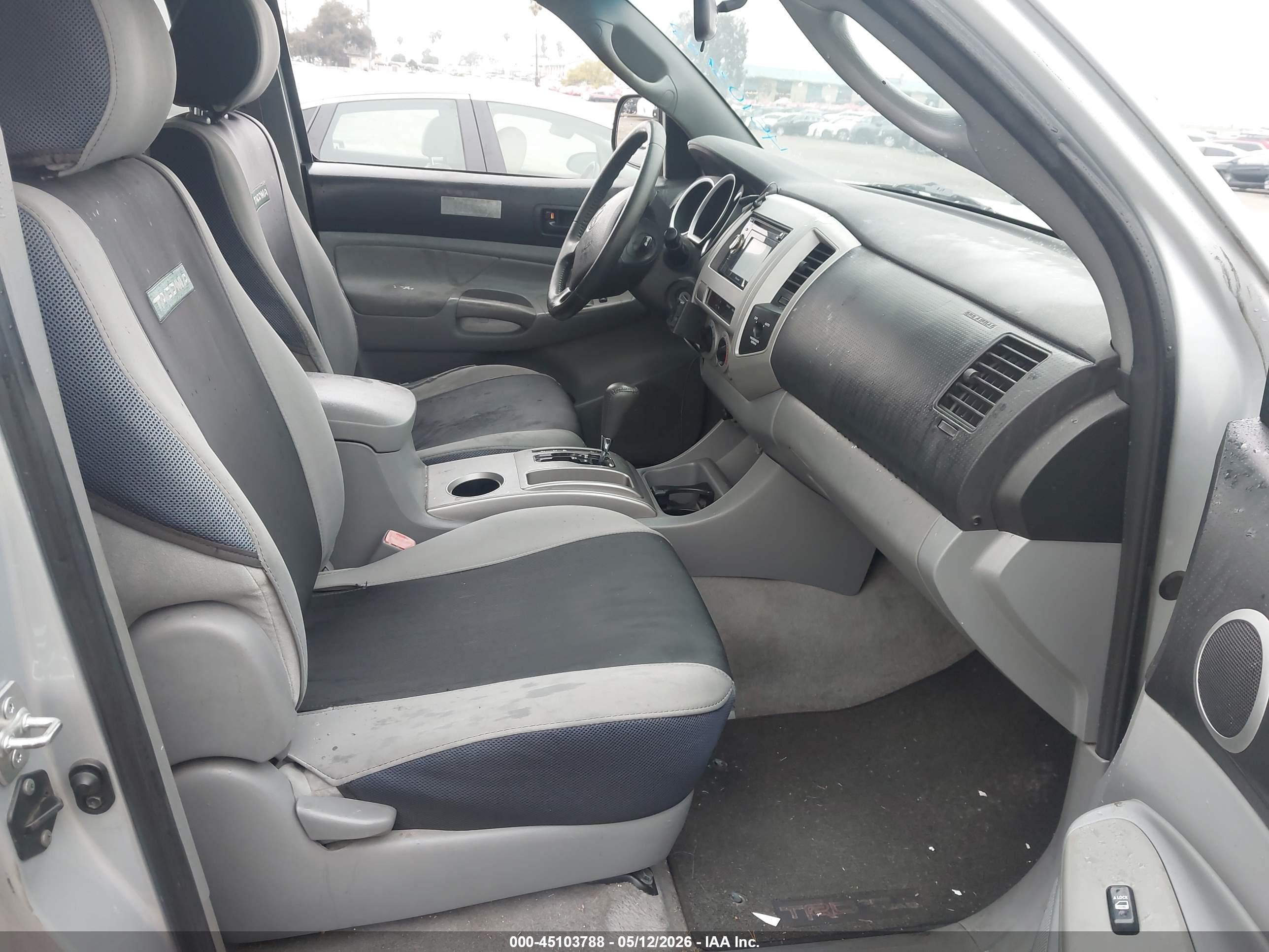 TOYOTA TACOMA image 5