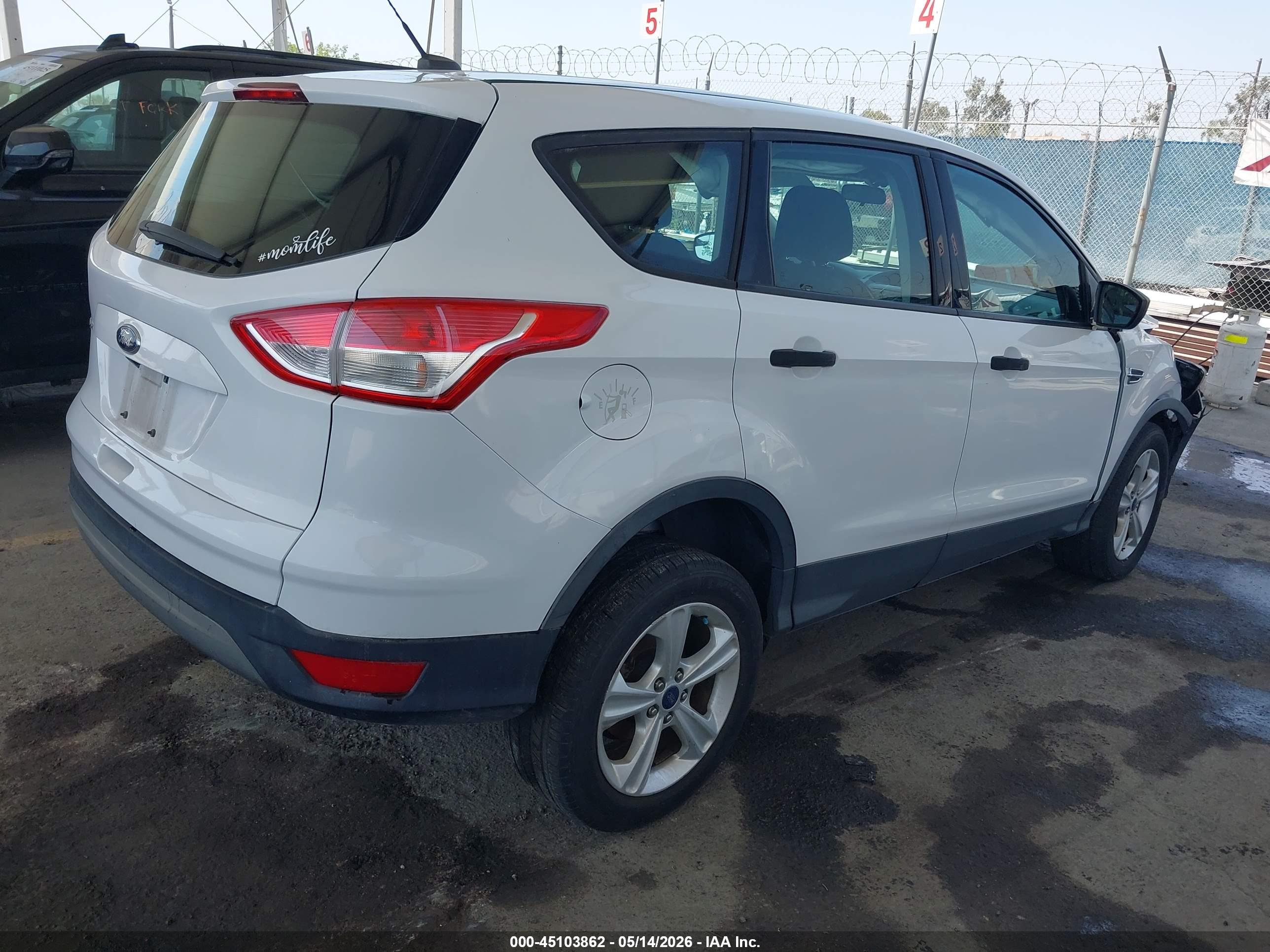 FORD ESCAPE image 4