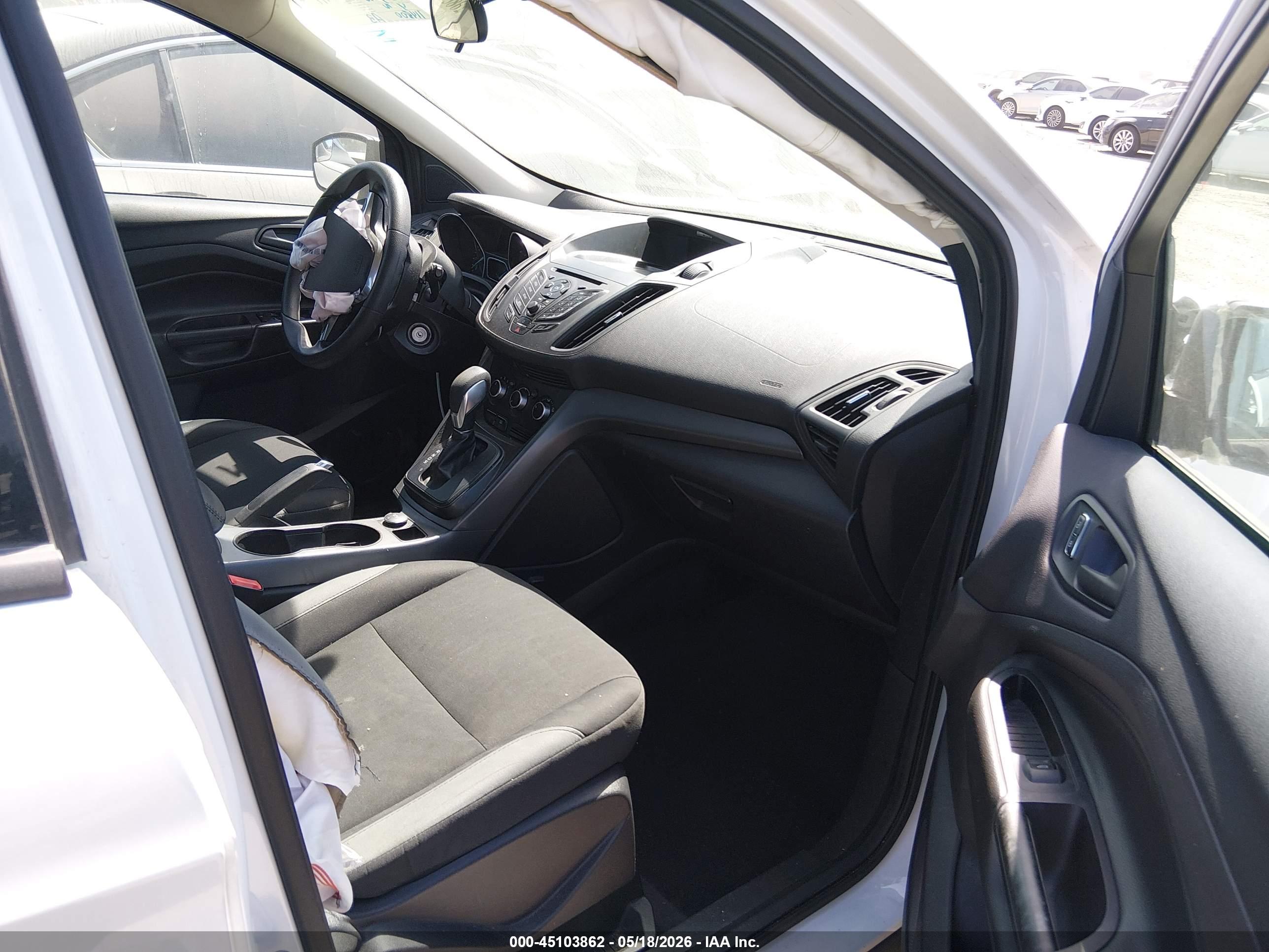 FORD ESCAPE image 5
