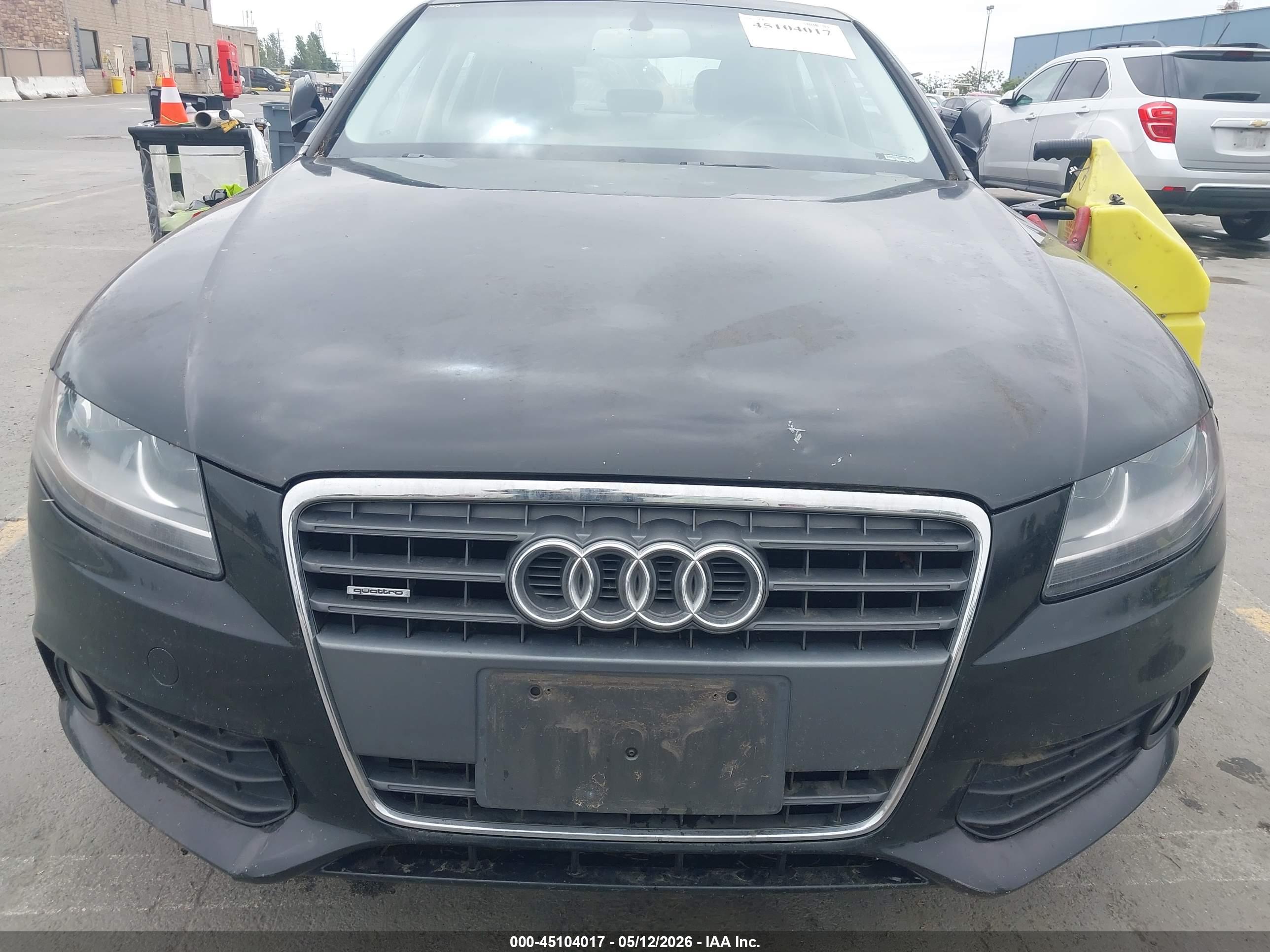 AUDI A4 image 6