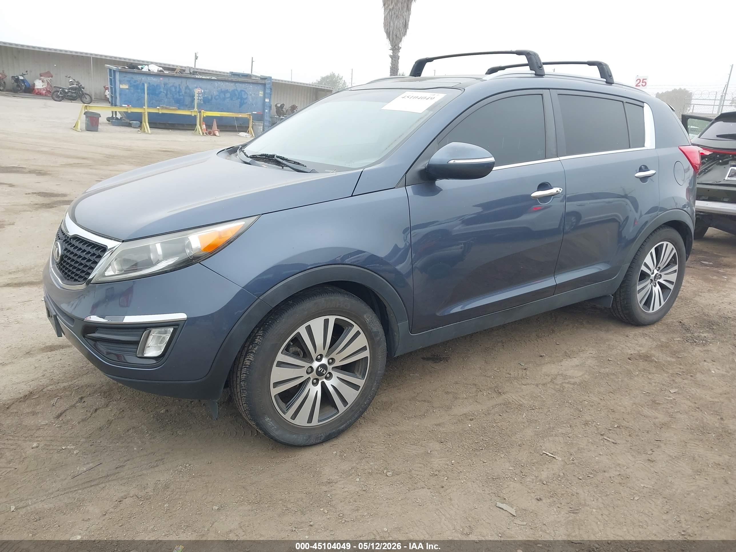 KIA SPORTAGE image 2