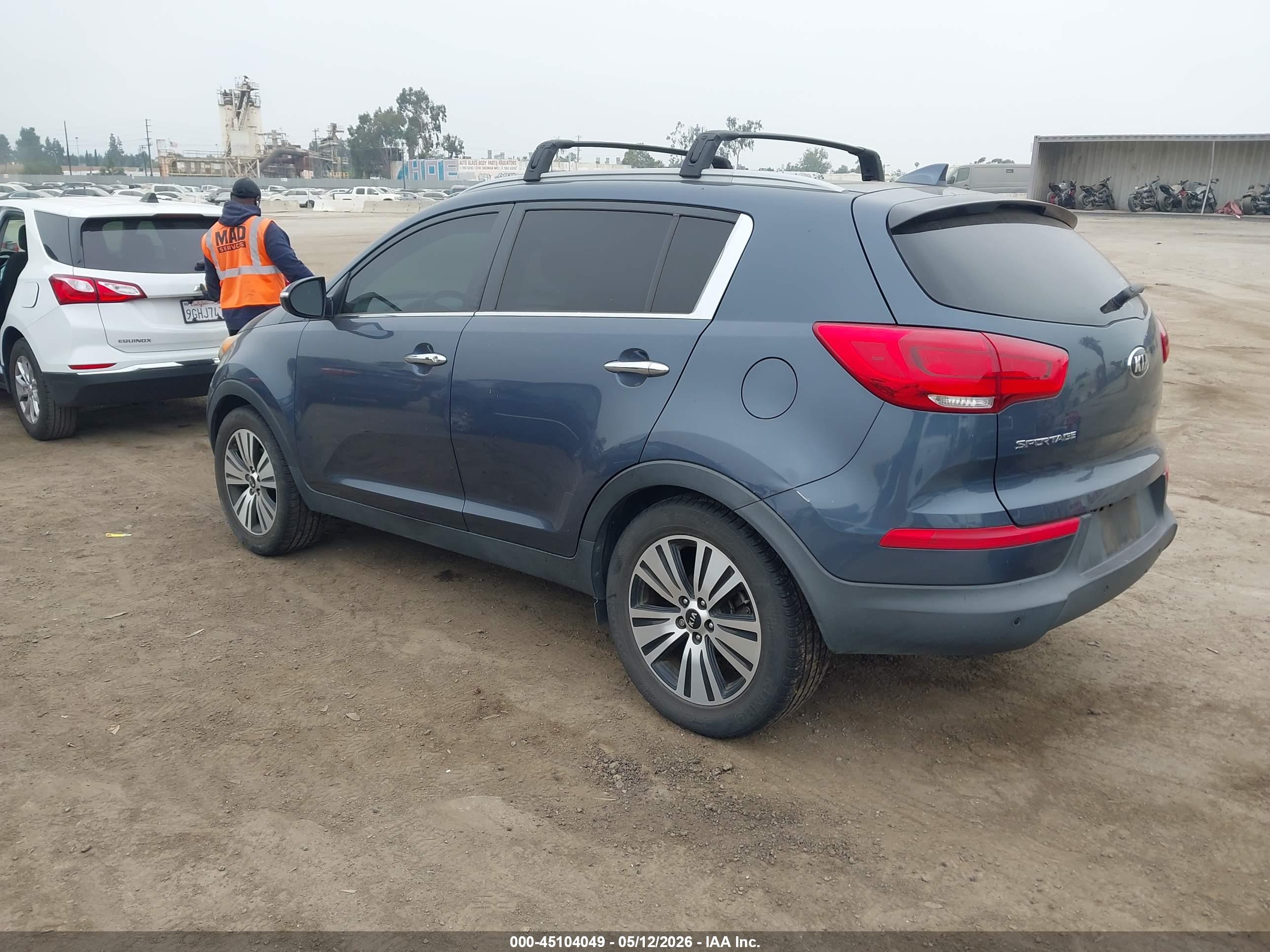 KIA SPORTAGE image 3
