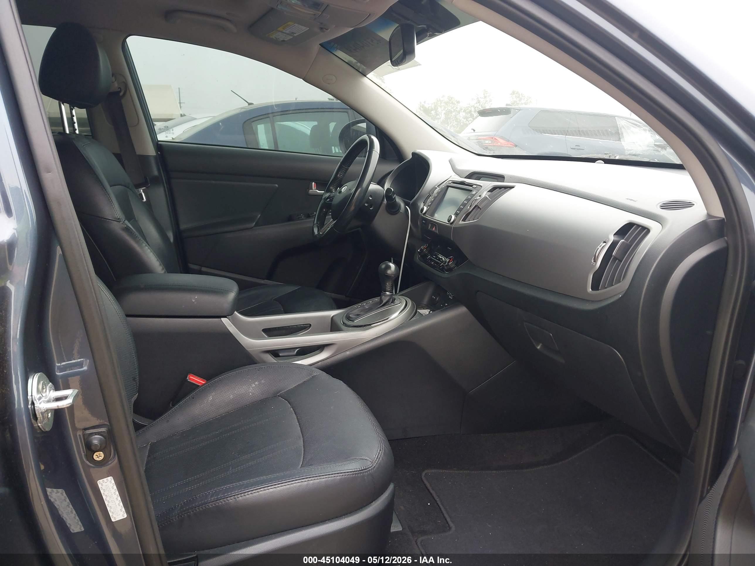 KIA SPORTAGE image 5