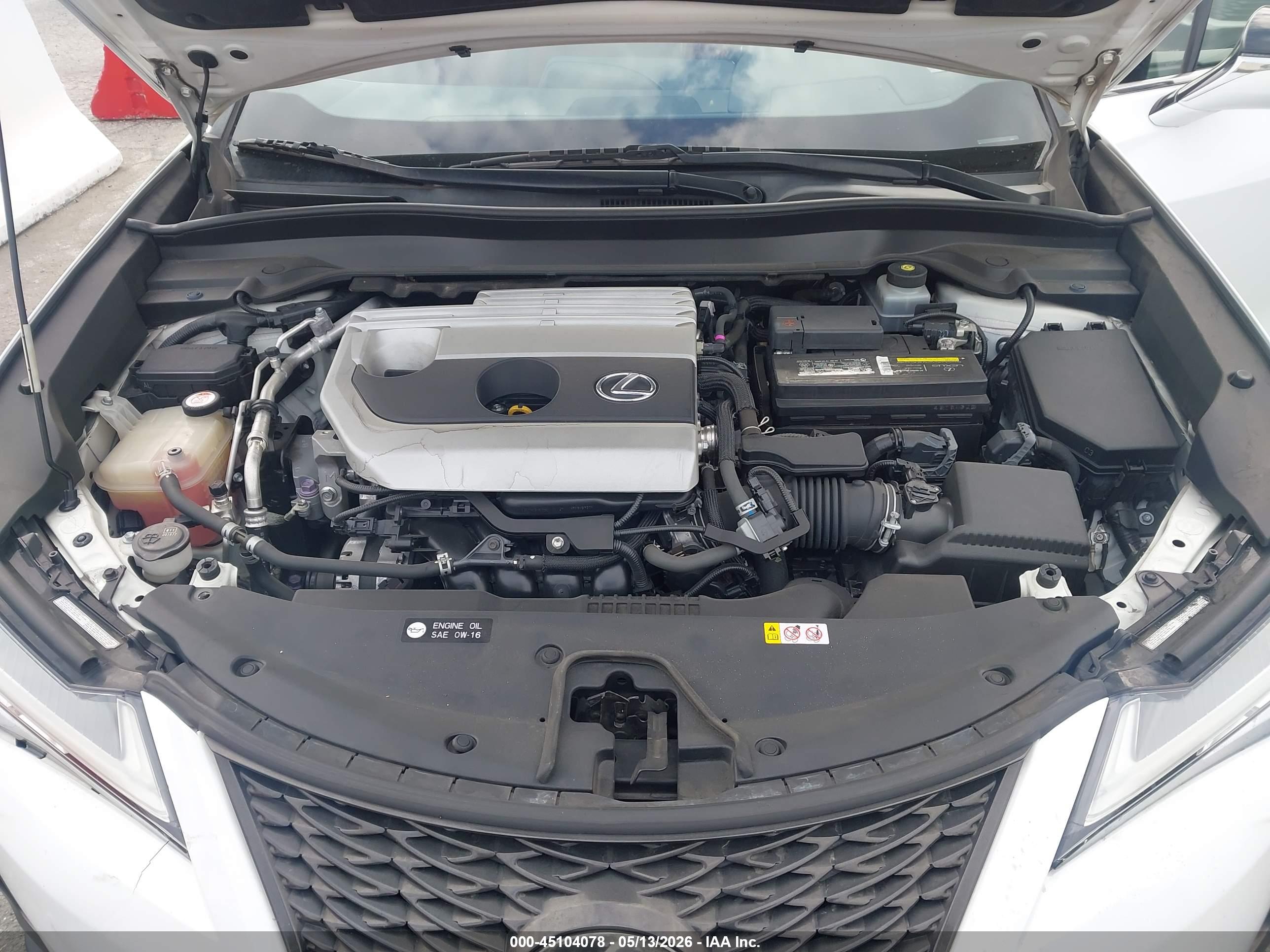 LEXUS UX image 10