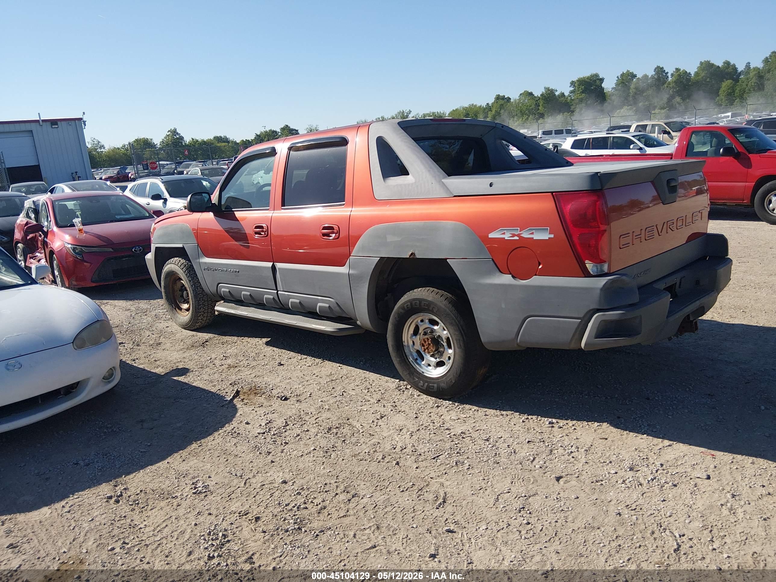 CHEVROLET AVALANCHE image 3