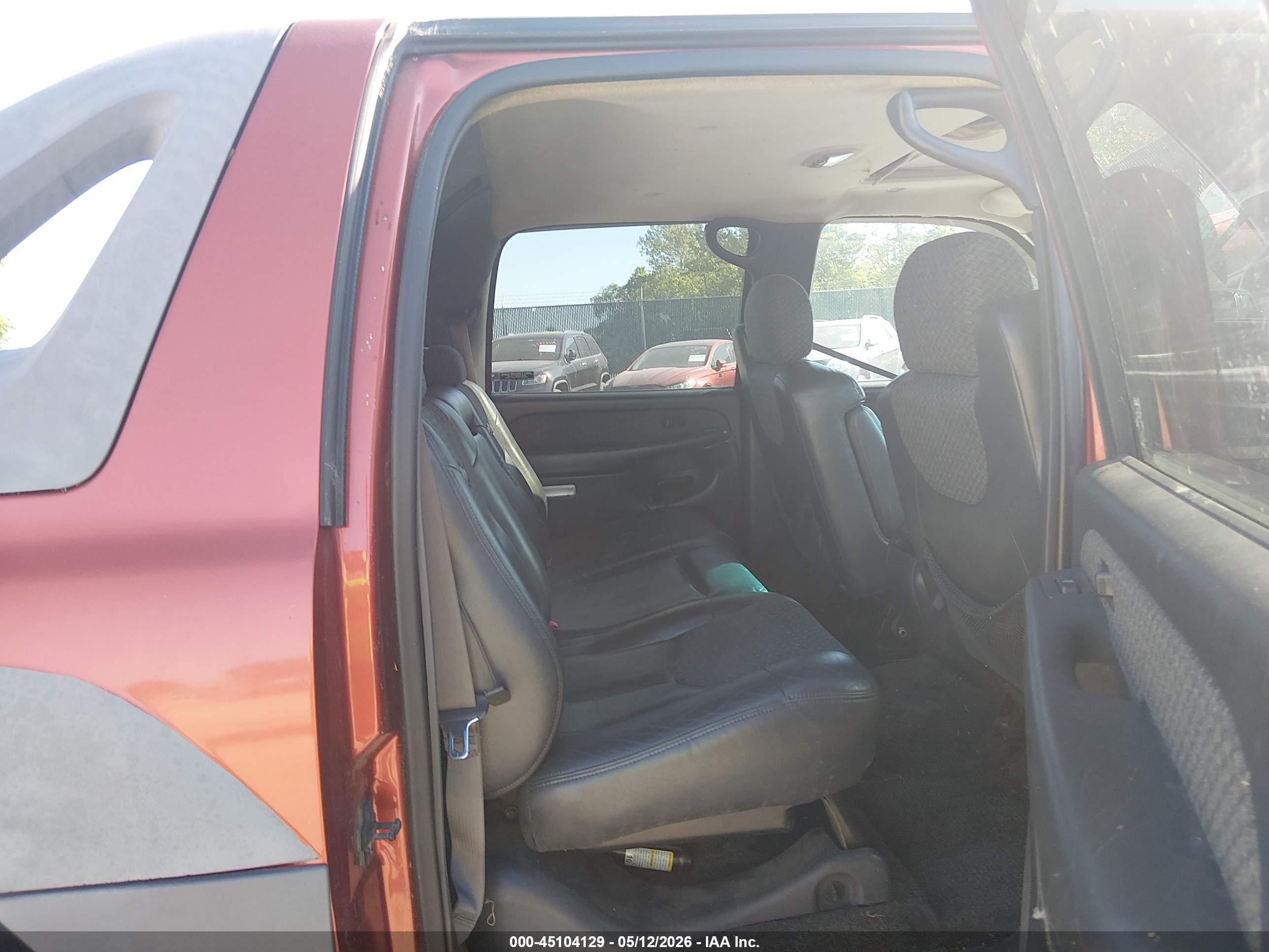 CHEVROLET AVALANCHE image 8