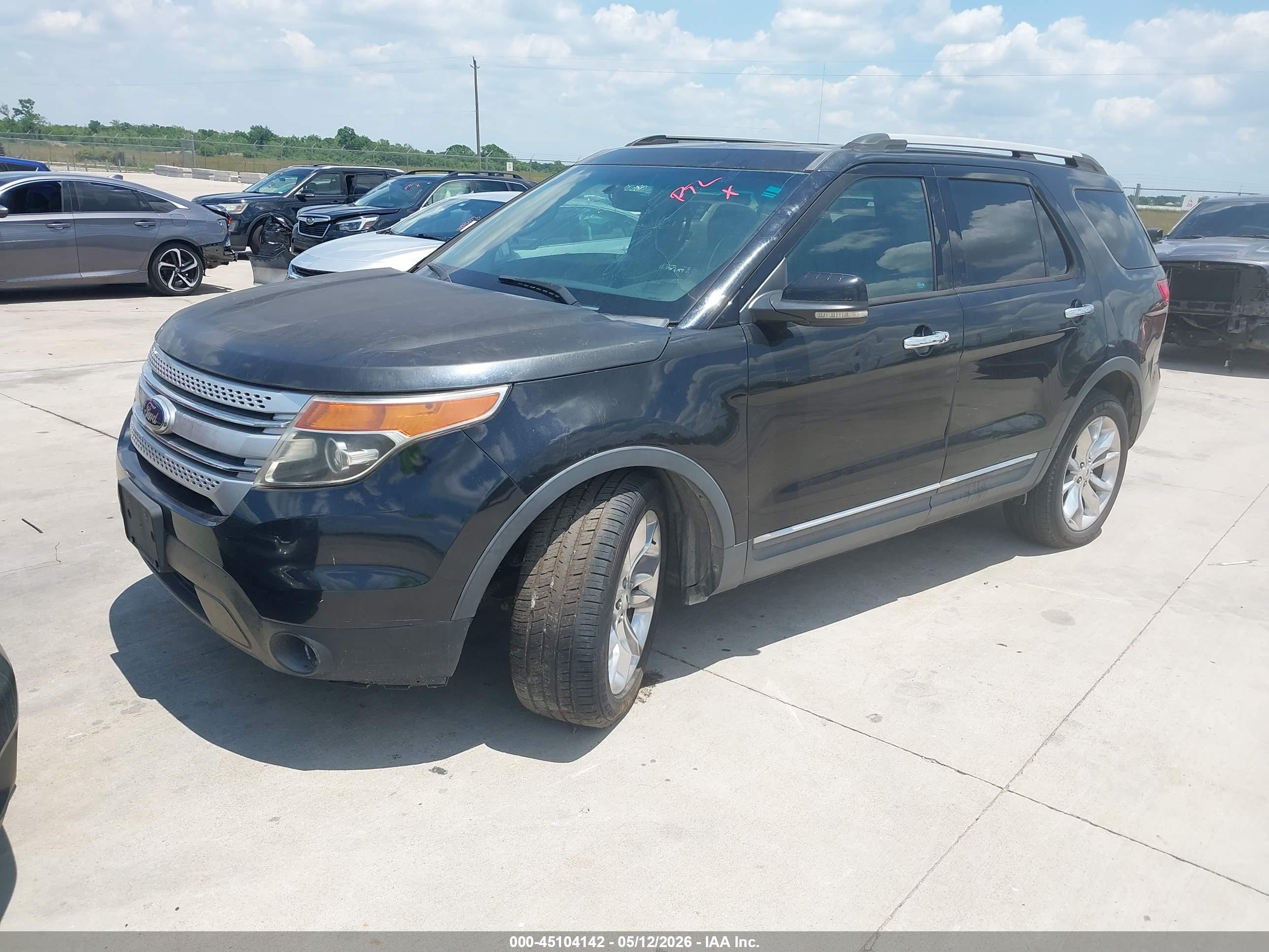 FORD EXPLORER image 2