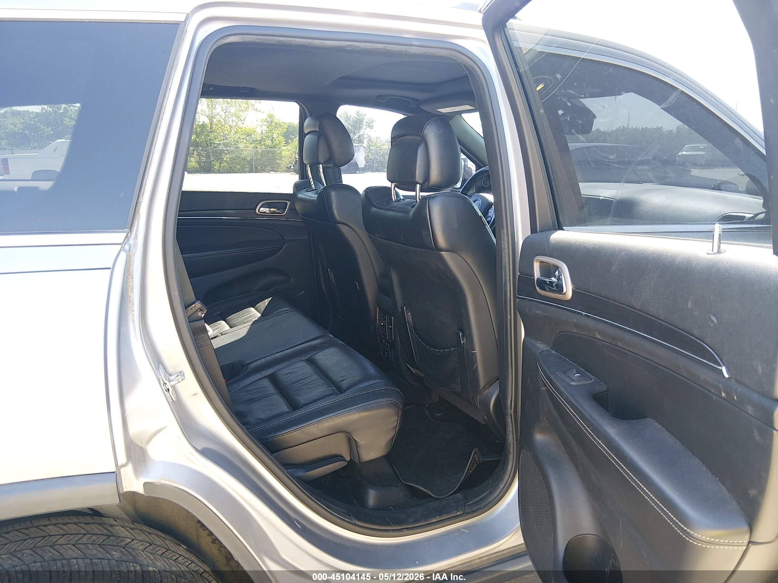 JEEP GRAND image 8