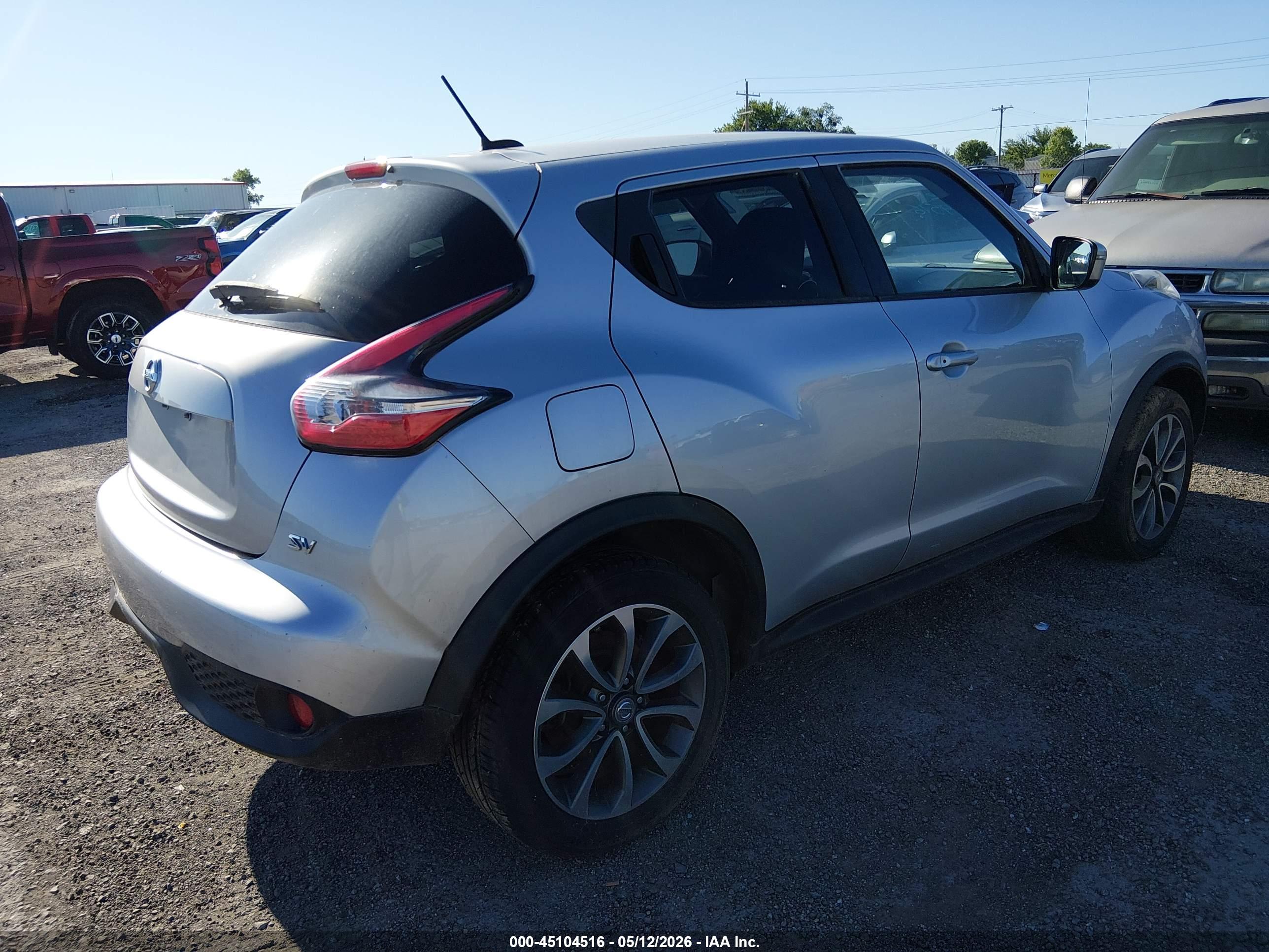 NISSAN JUKE image 4