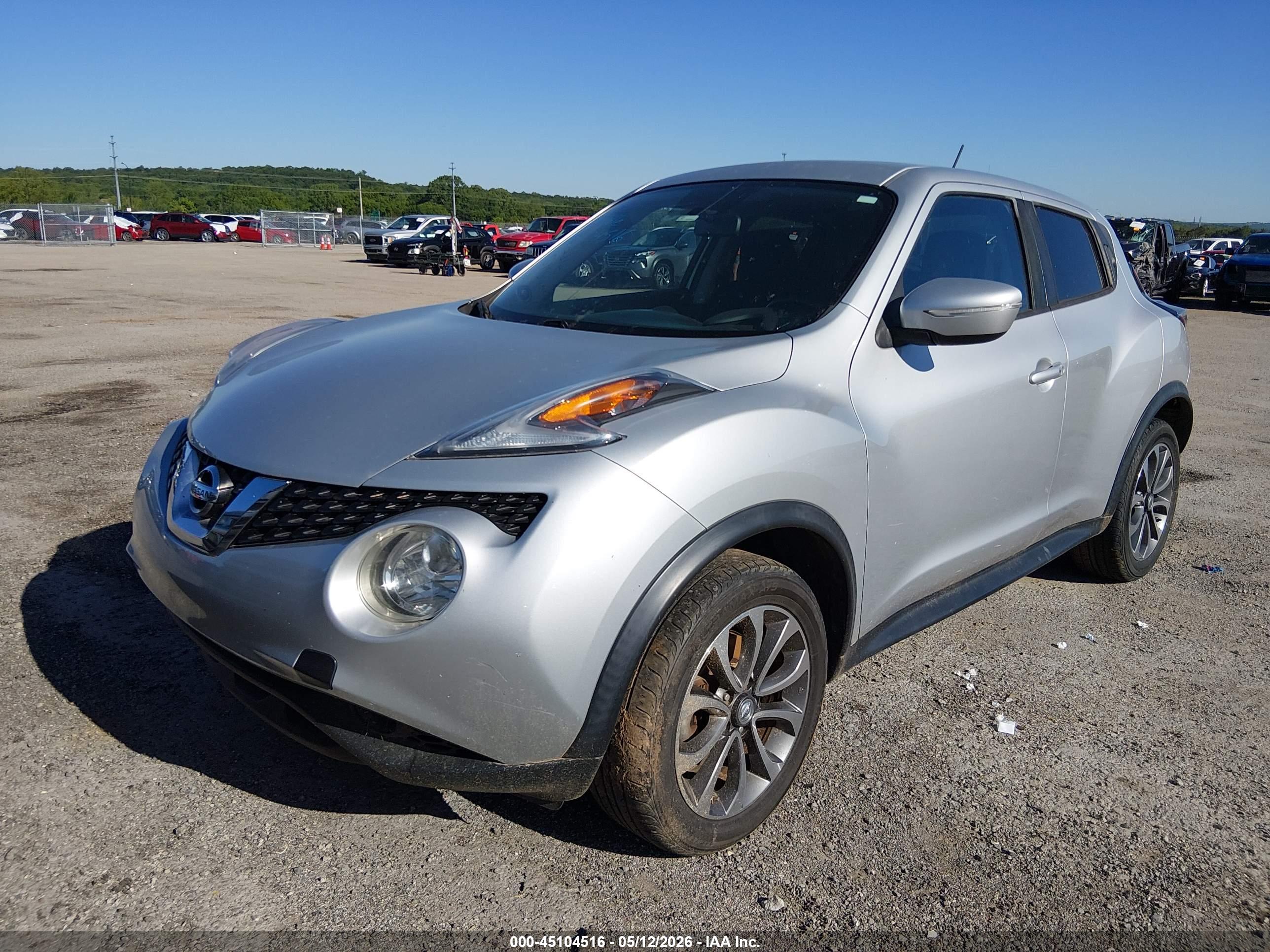 NISSAN JUKE image 6